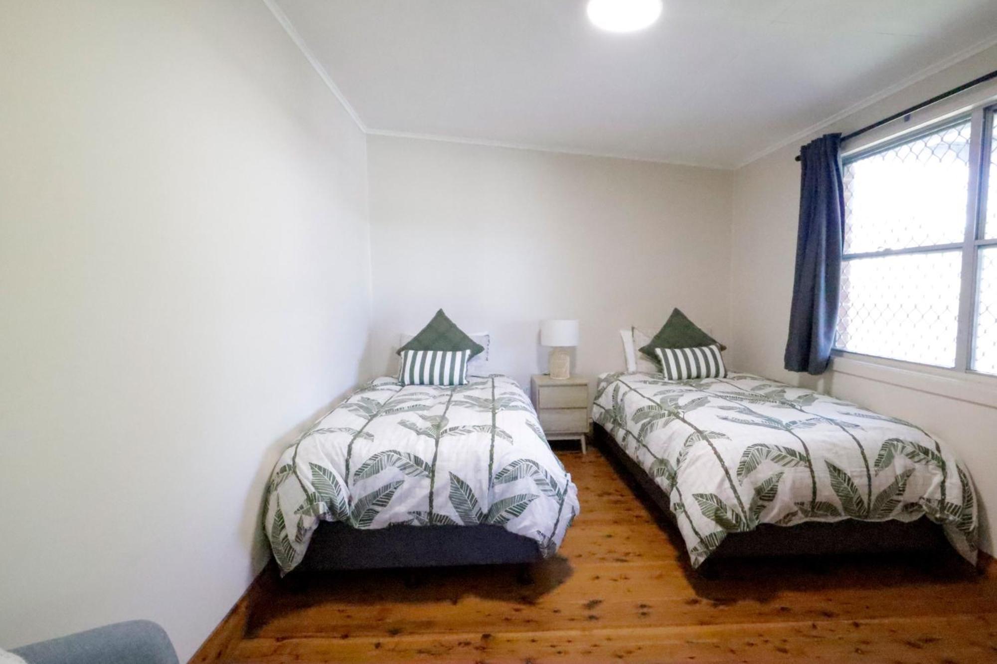 Spacious 3-Bed Home in Central Tenterfield