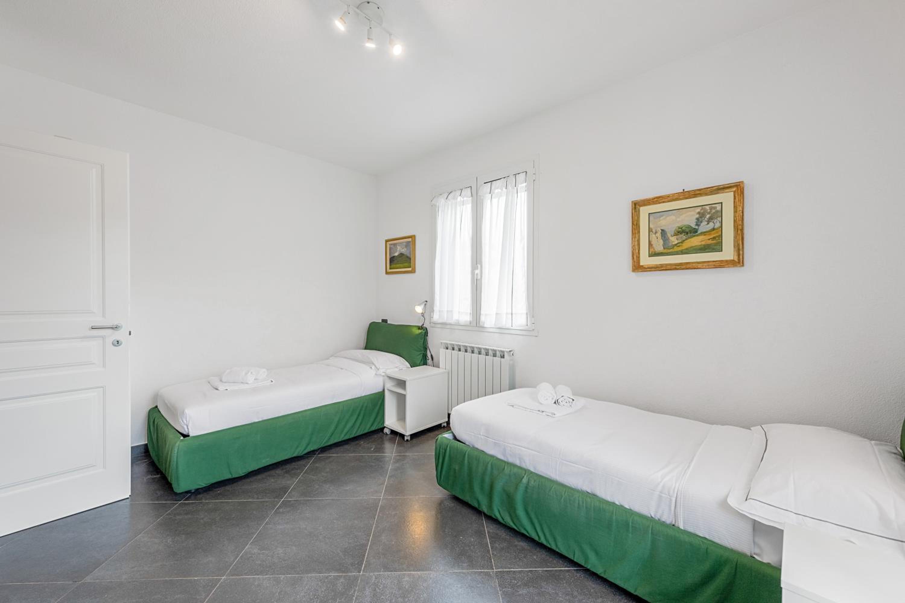 Moneglia Villa in A Quiet Place - Happy Rentals