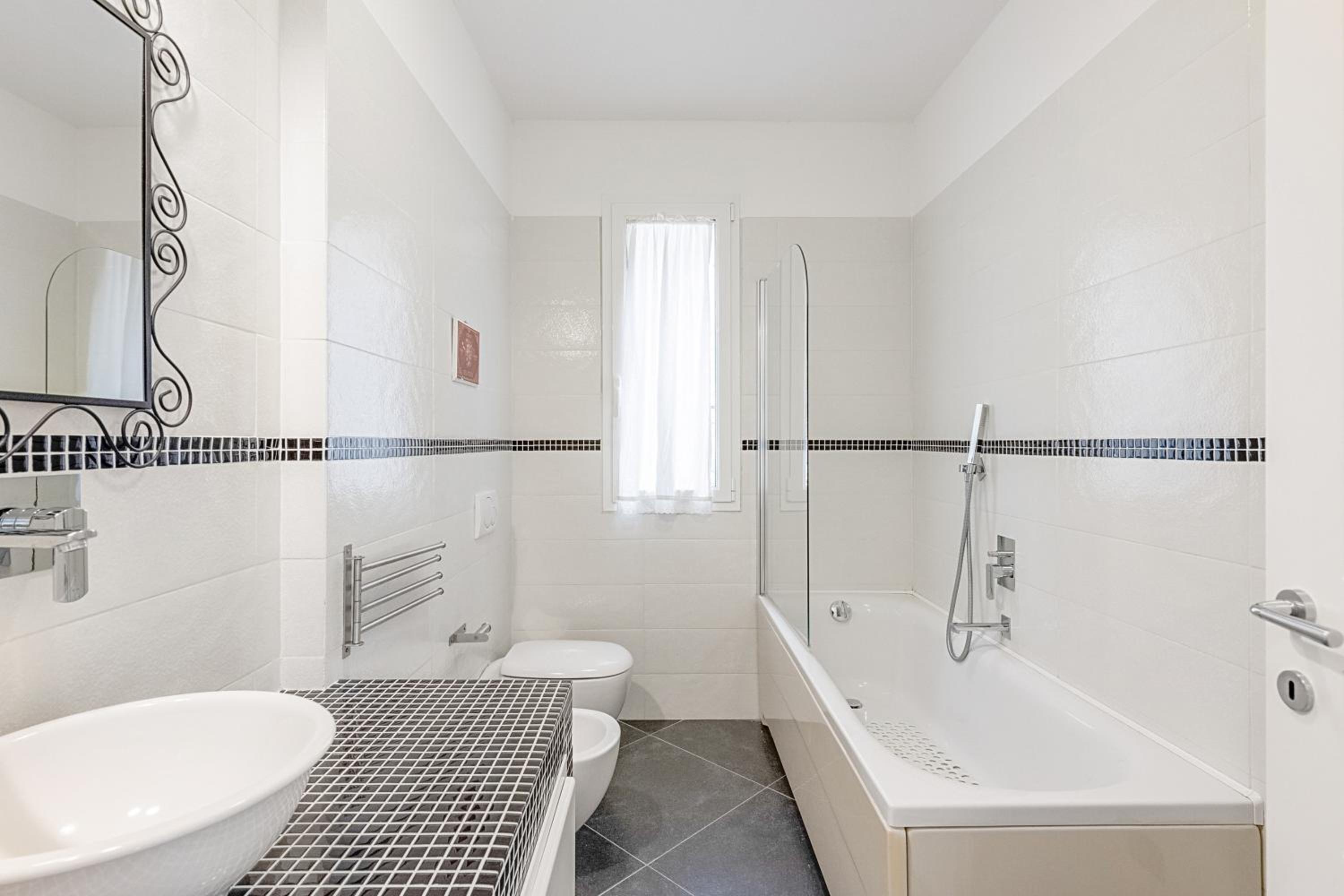 Moneglia Villa in A Quiet Place - Happy Rentals