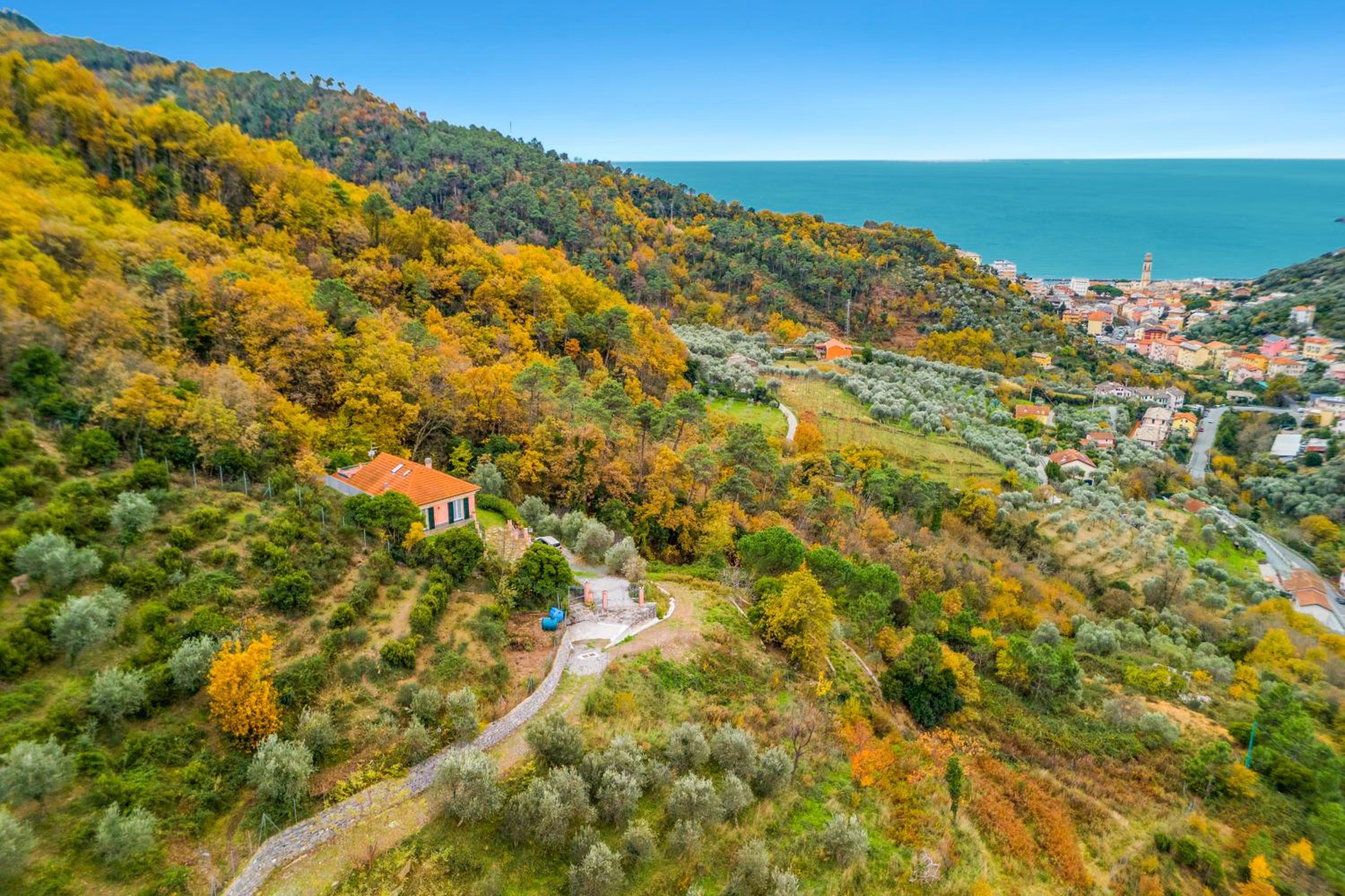 Moneglia Villa in A Quiet Place - Happy Rentals