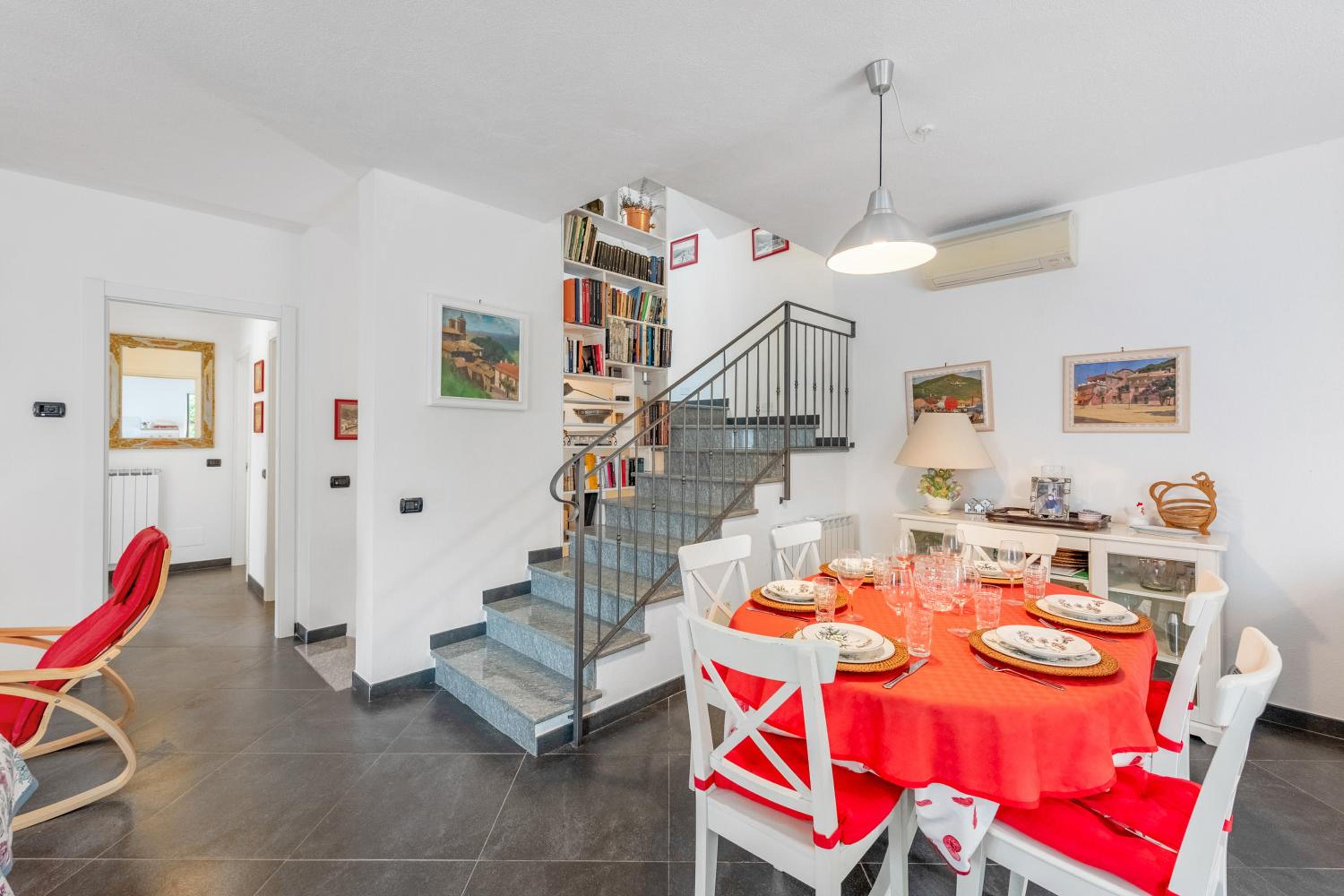 Moneglia Villa in A Quiet Place - Happy Rentals