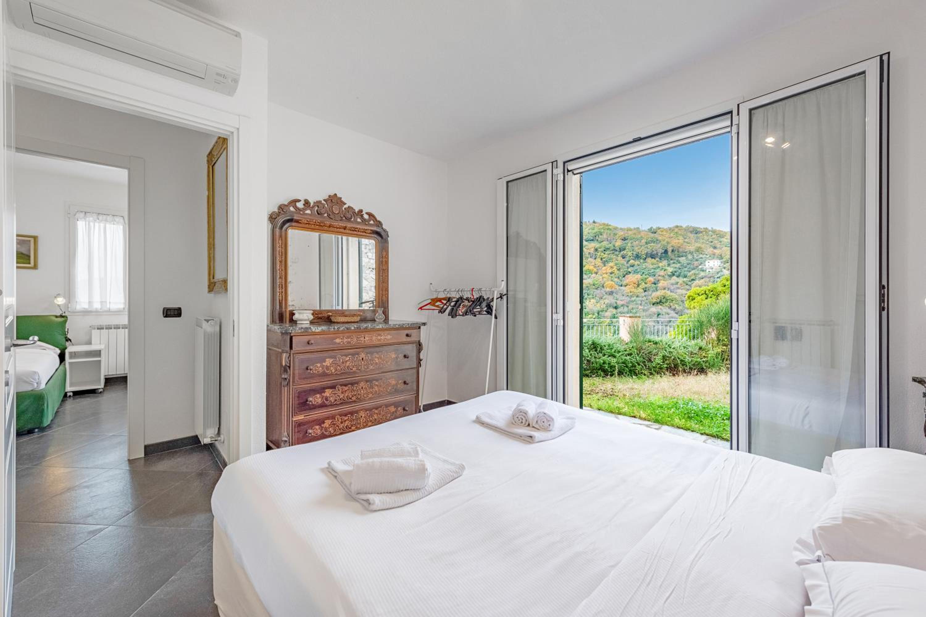 Moneglia Villa in A Quiet Place - Happy Rentals