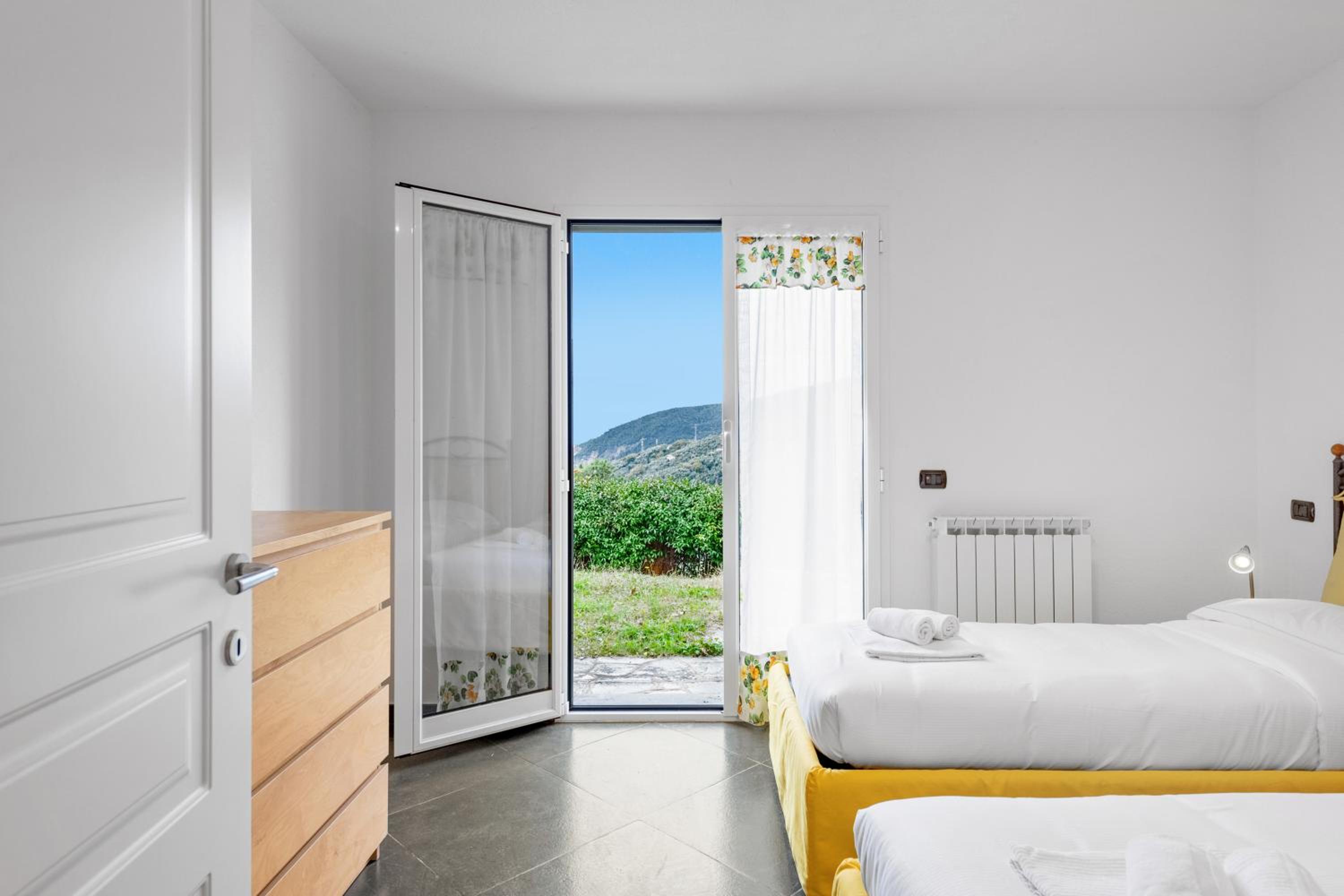 Moneglia Villa in A Quiet Place - Happy Rentals