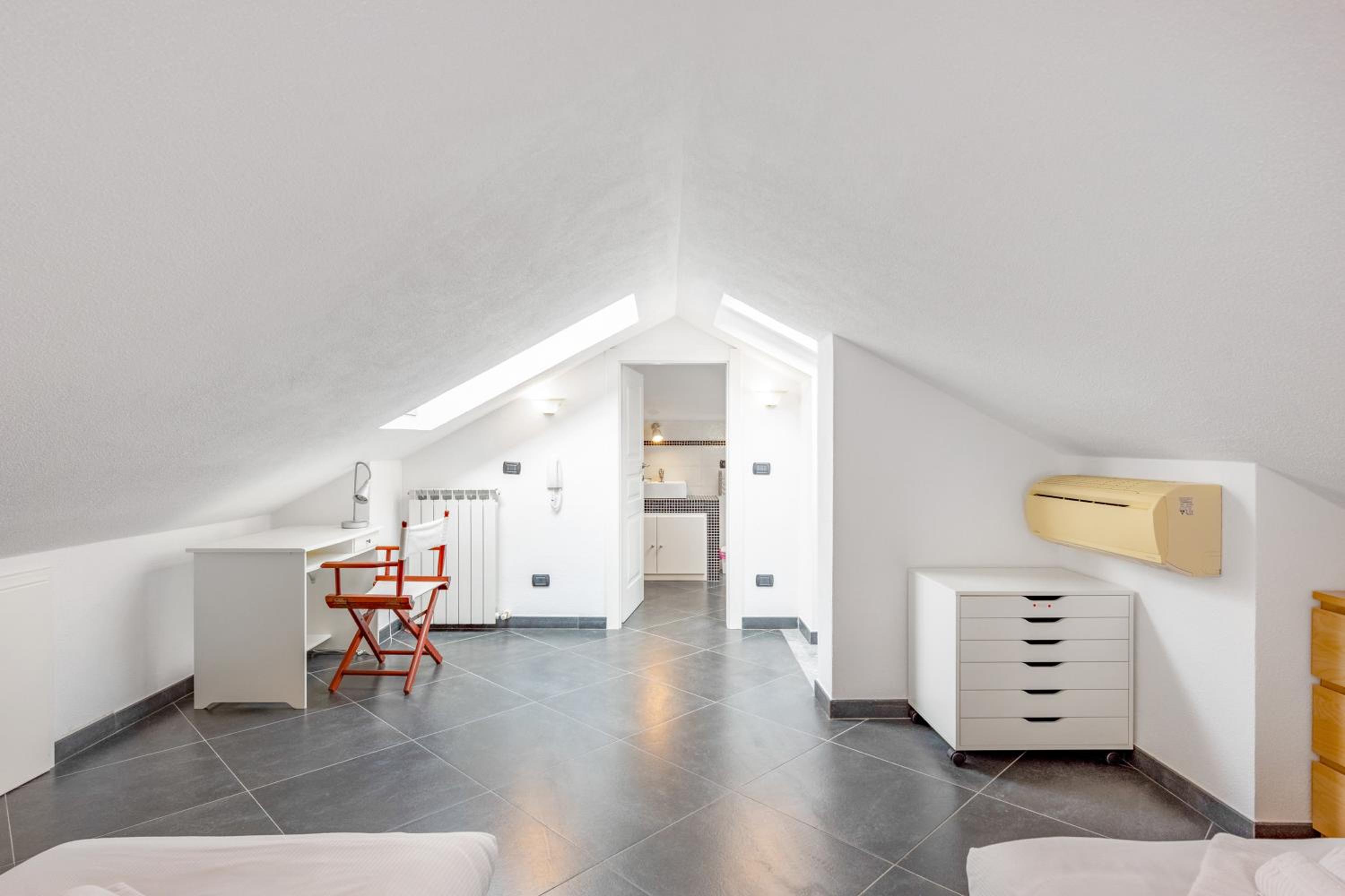 Moneglia Villa in A Quiet Place - Happy Rentals
