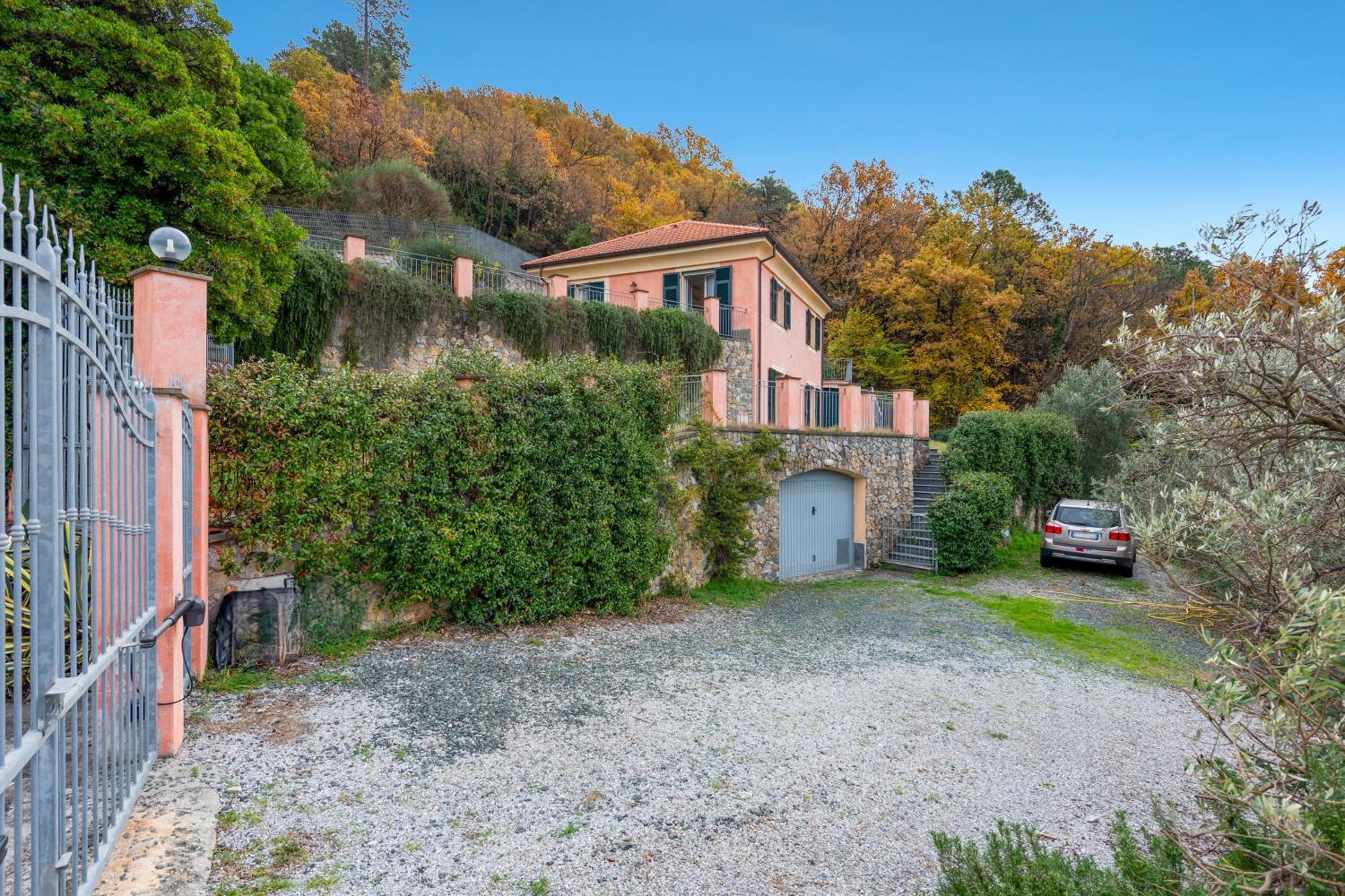 Moneglia Villa in A Quiet Place - Happy Rentals