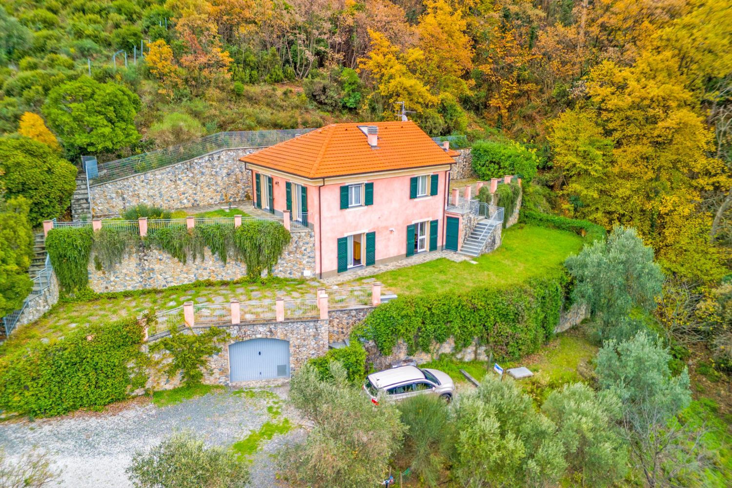 Moneglia Villa in A Quiet Place - Happy Rentals