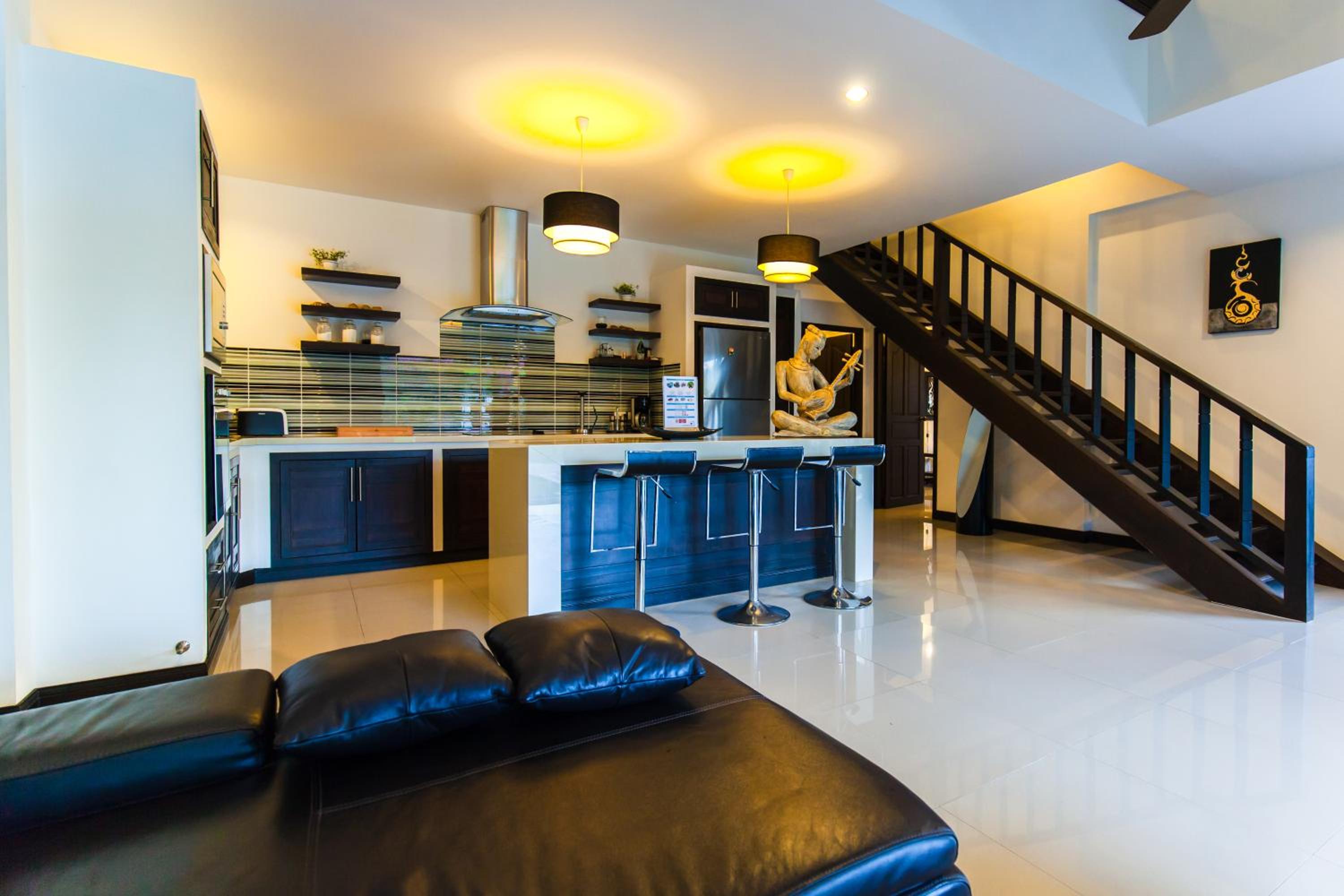 Champagne Villa by G Estate