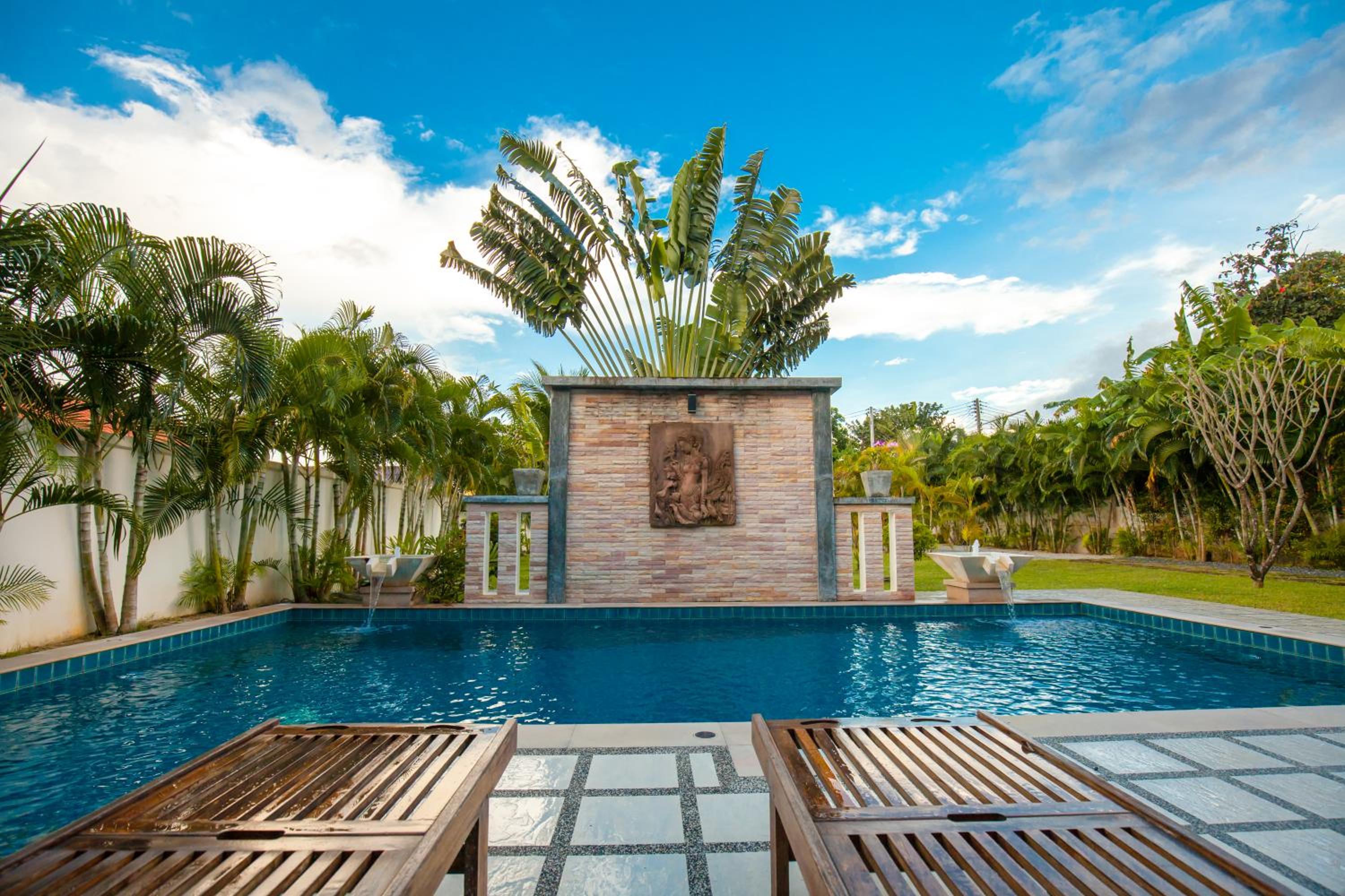 Champagne Villa by G Estate