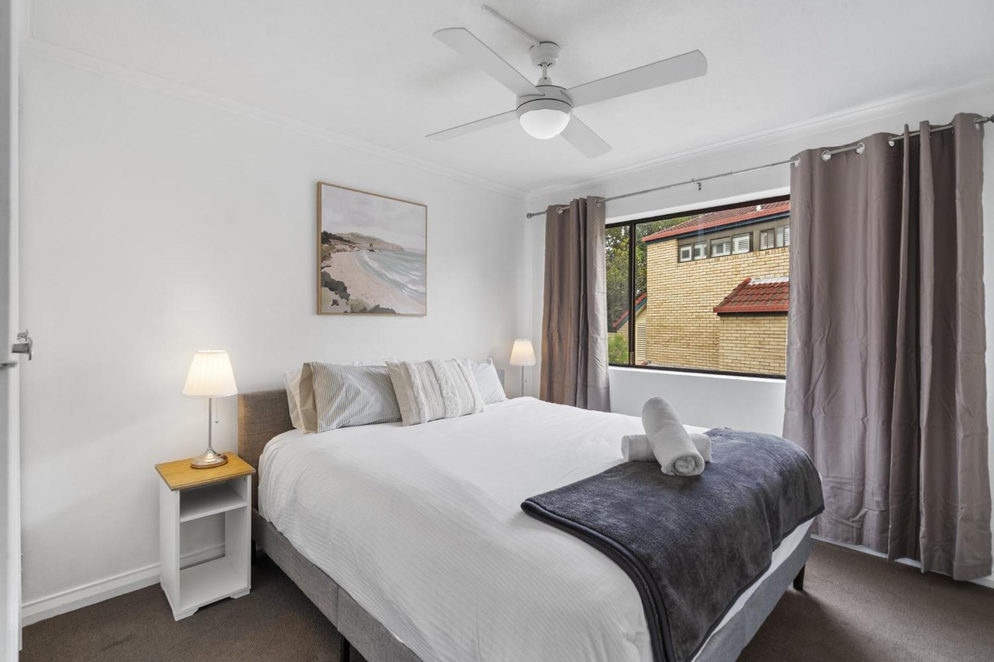 Spacious New Farm Stay with Balcony and Secure Parking