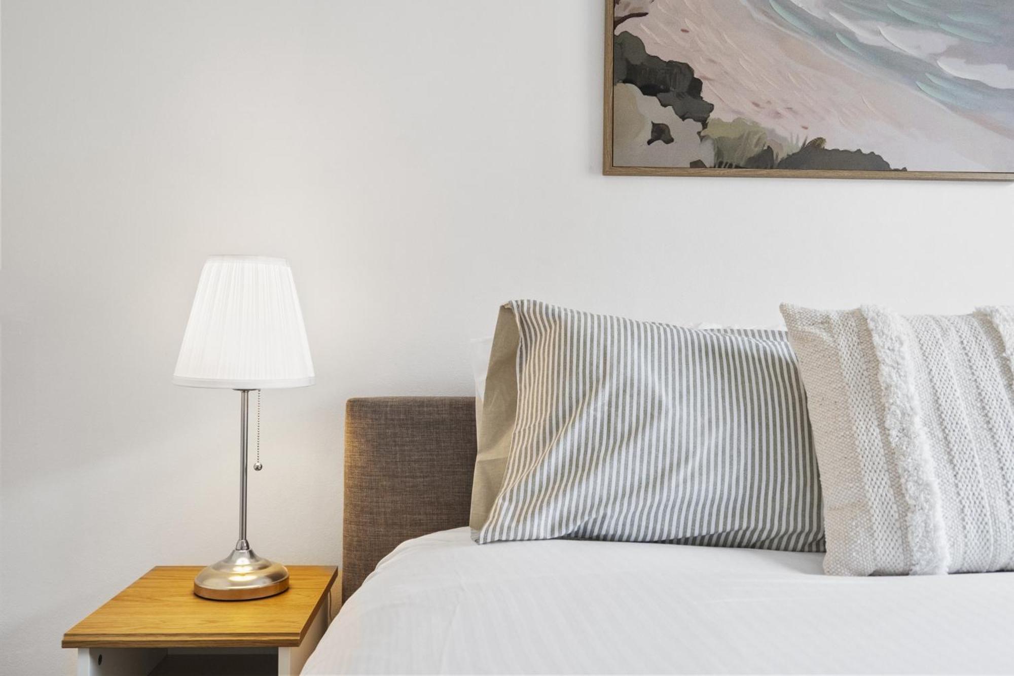 Spacious New Farm Stay with Balcony and Secure Parking