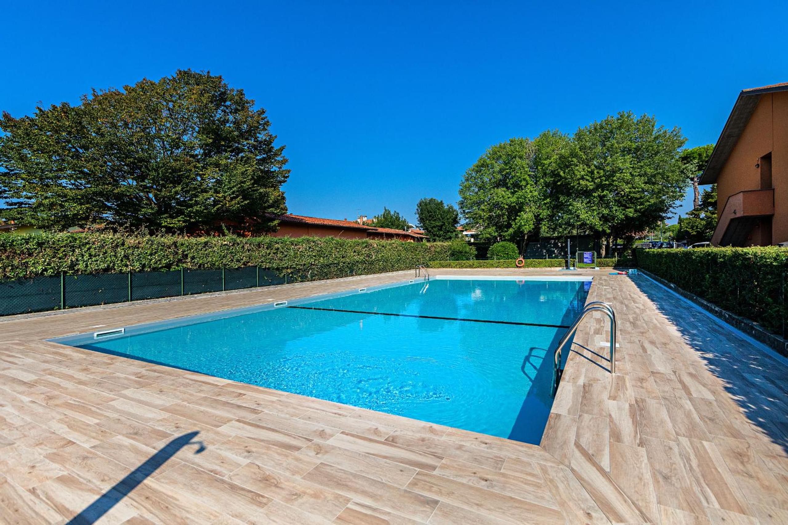 Artemisia B2-12 by Wonderful Italy