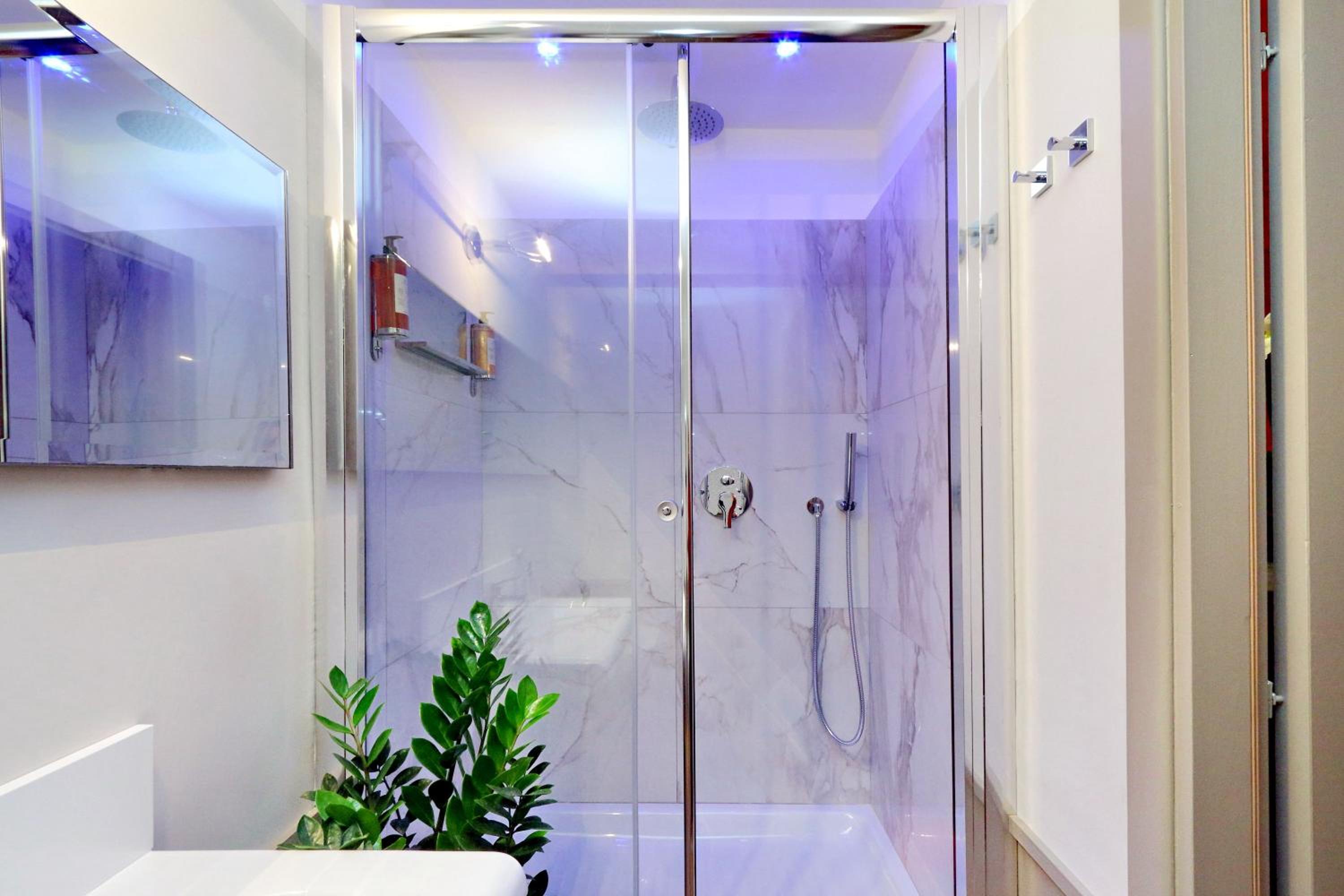 Piranesi Charmsuite