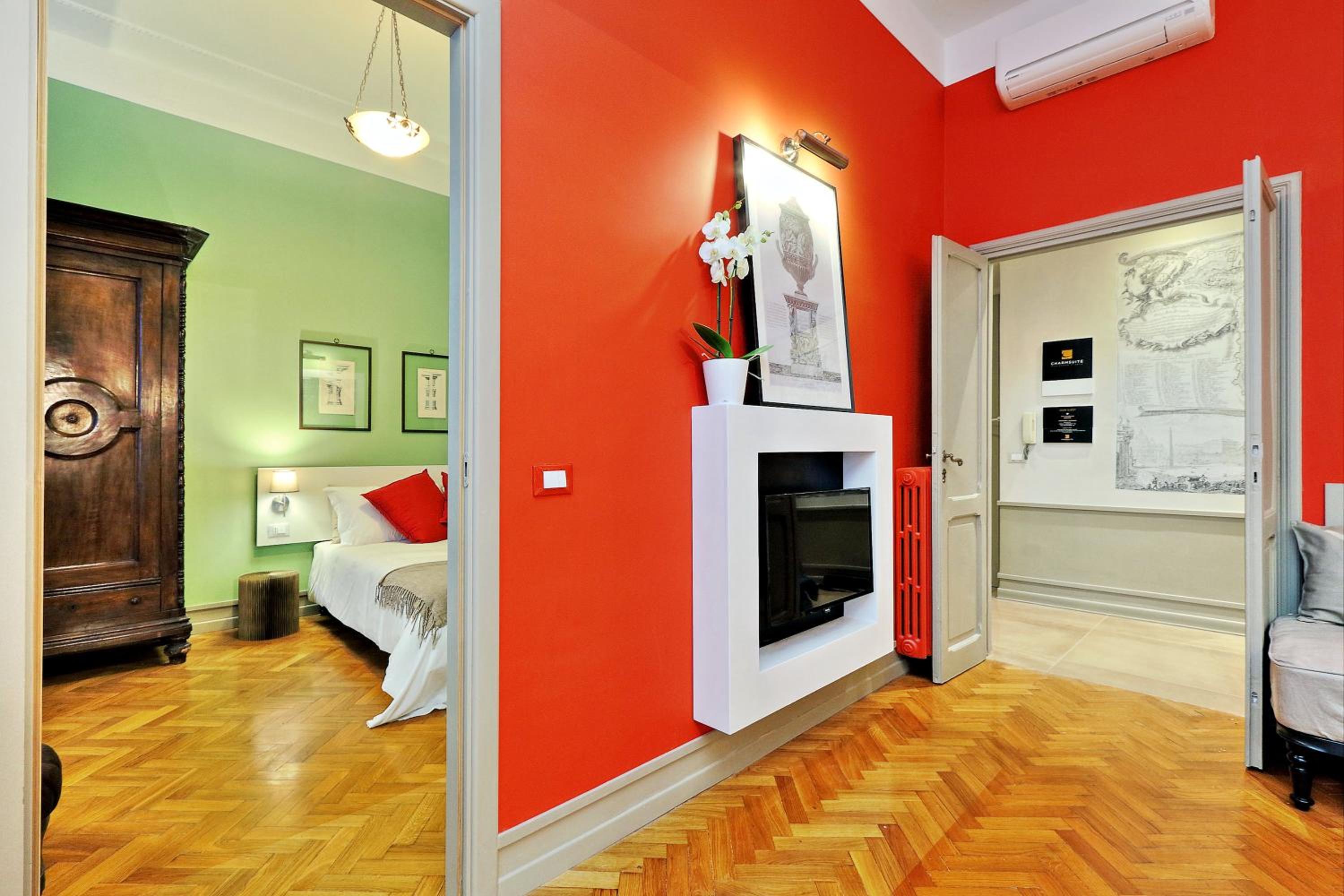 Piranesi Charmsuite