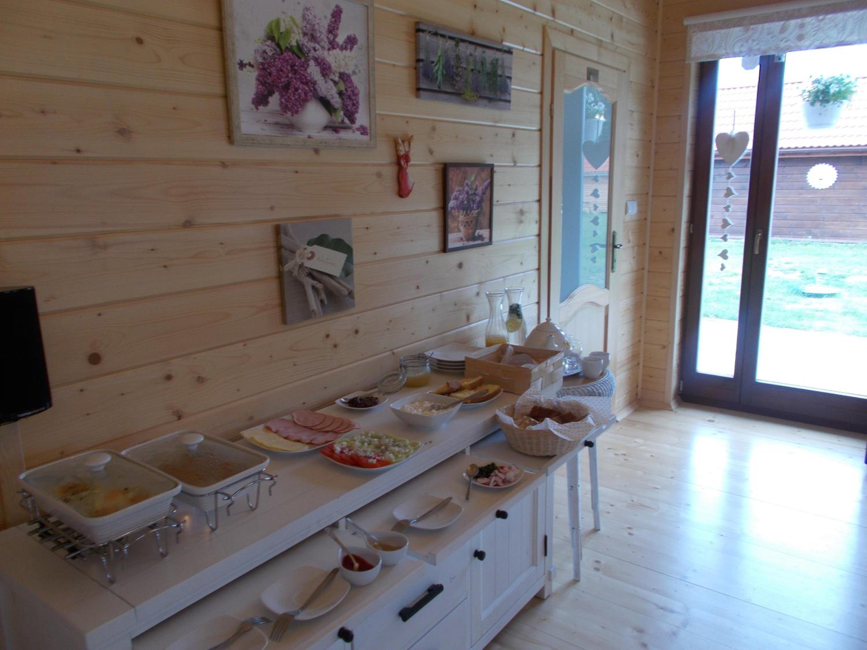 Bzy i Magnolie Pojezierze Drawskie view 5