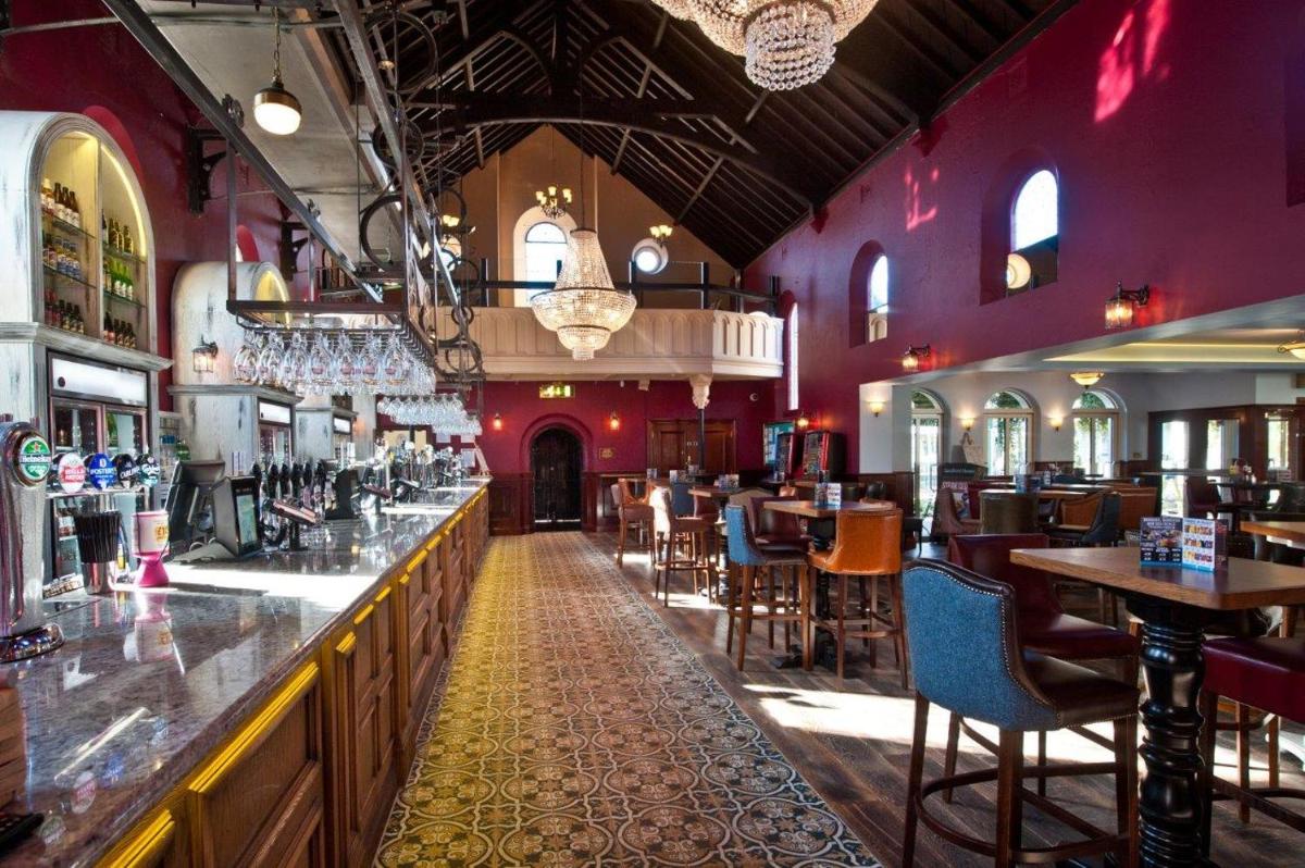 bar
