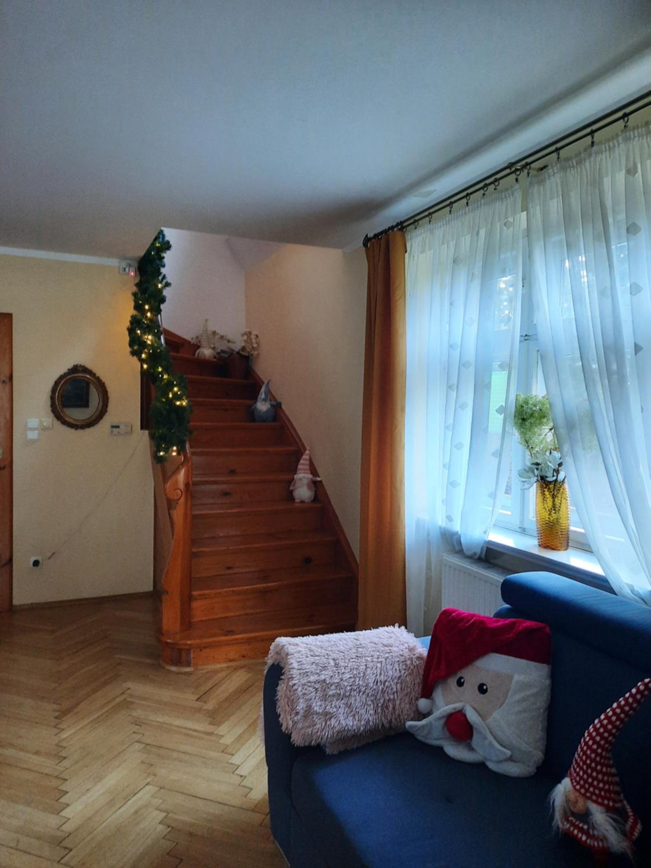 Photo 33