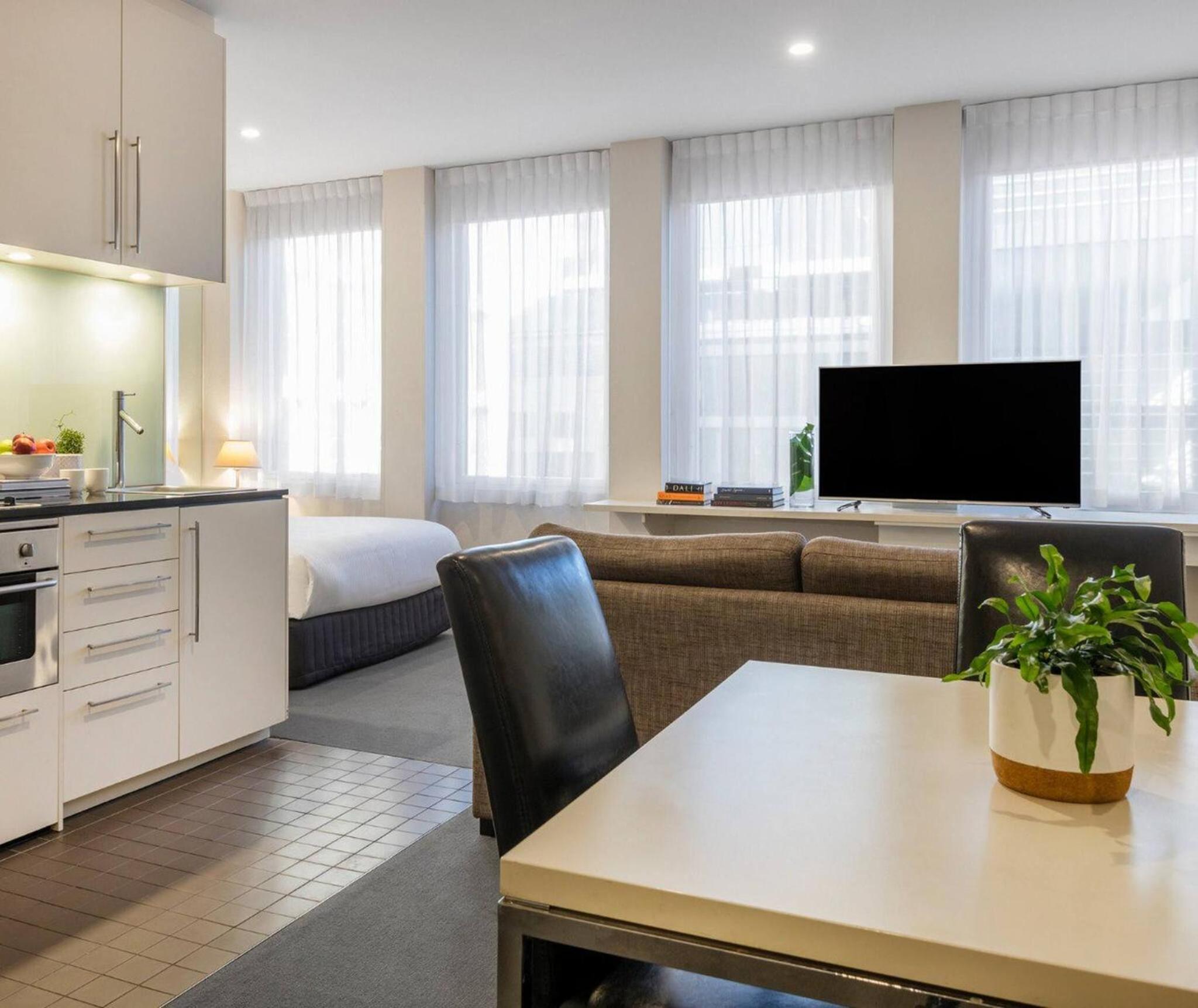 Edtrack APT - near Crown Casino