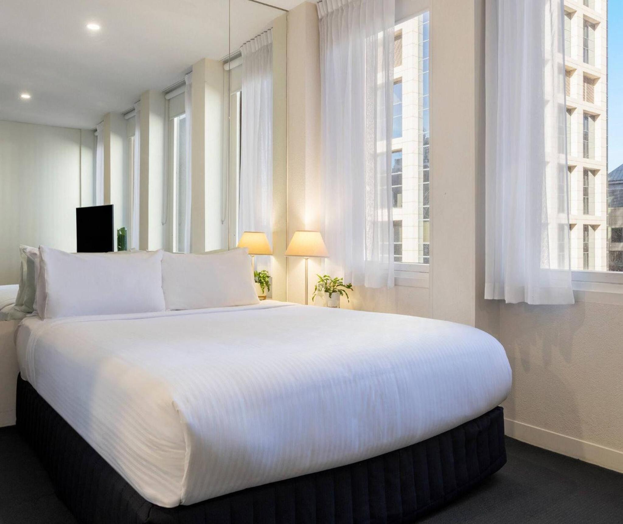 Edtrack APT - near Crown Casino