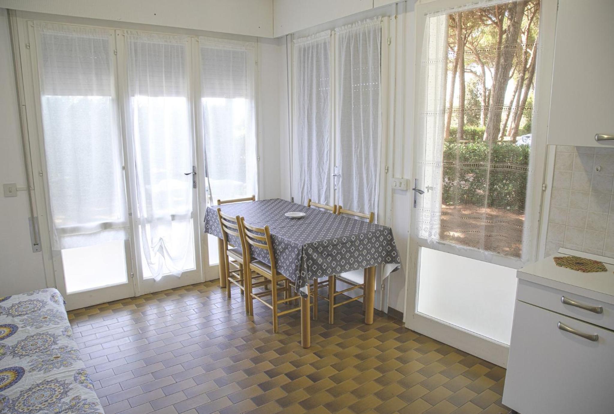 Apartment in pine forest near the beach