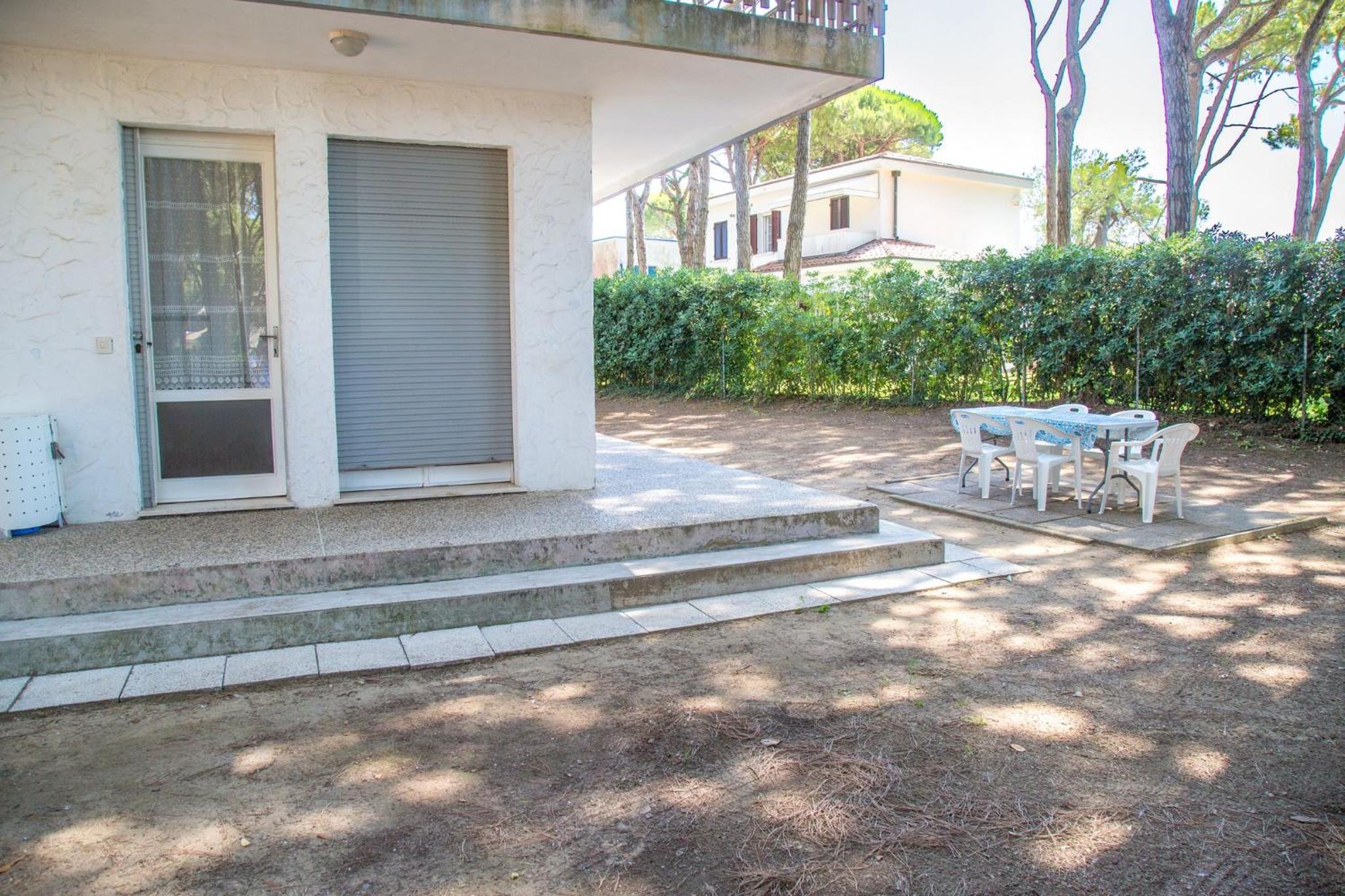 Apartment in pine forest near the beach