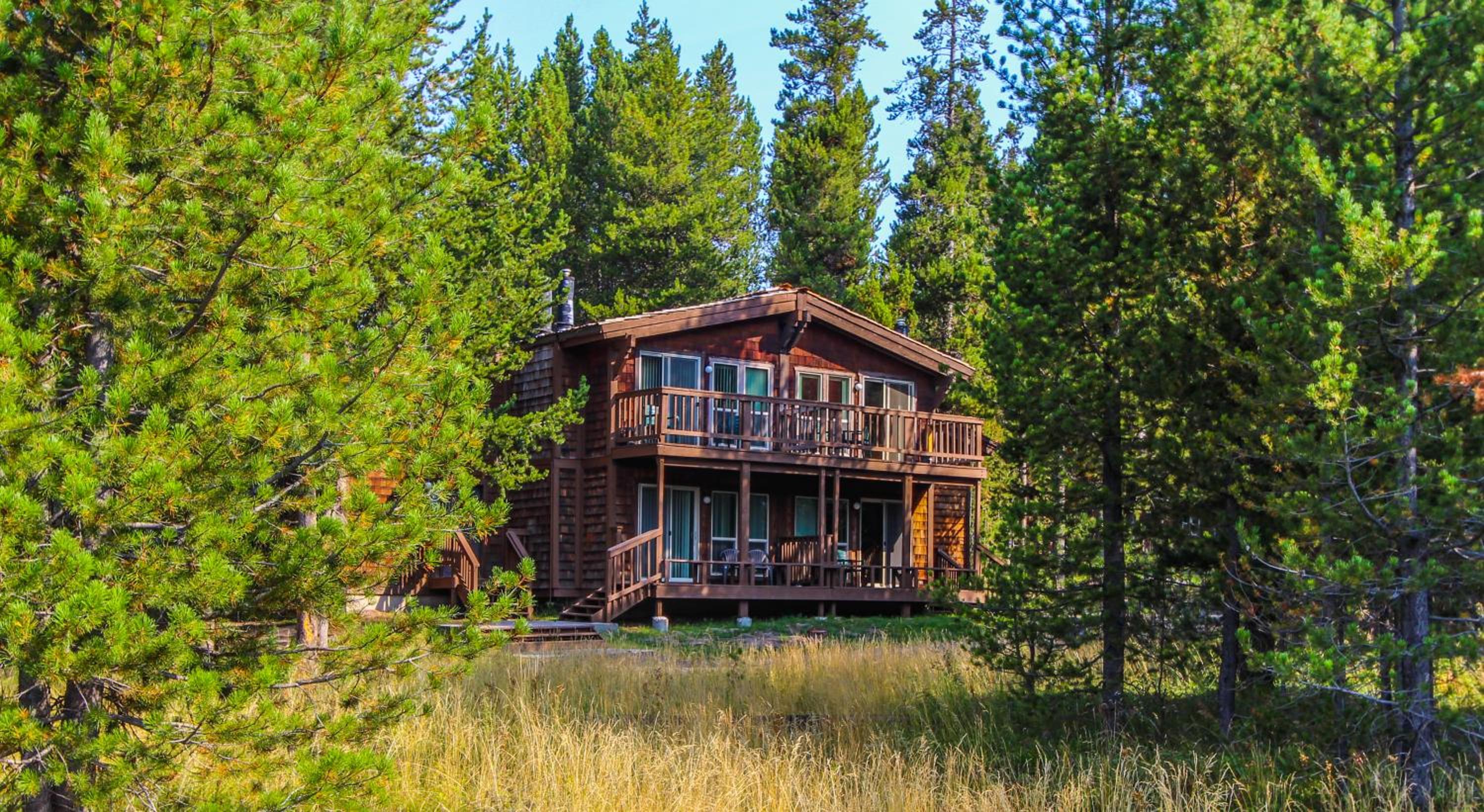 Hotel Timbers at Island Park - Image 1