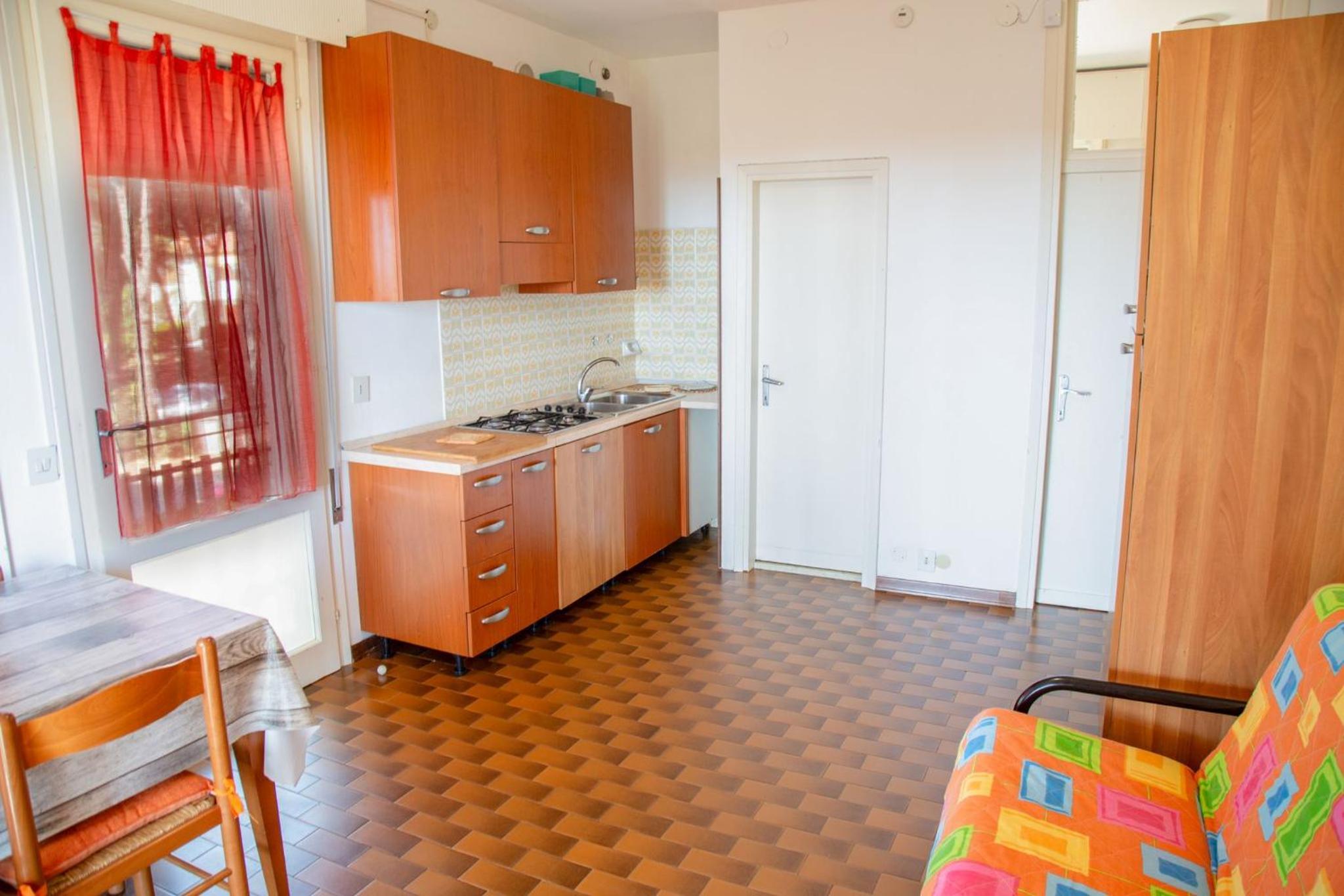 Spacious first-floor flat near the beach