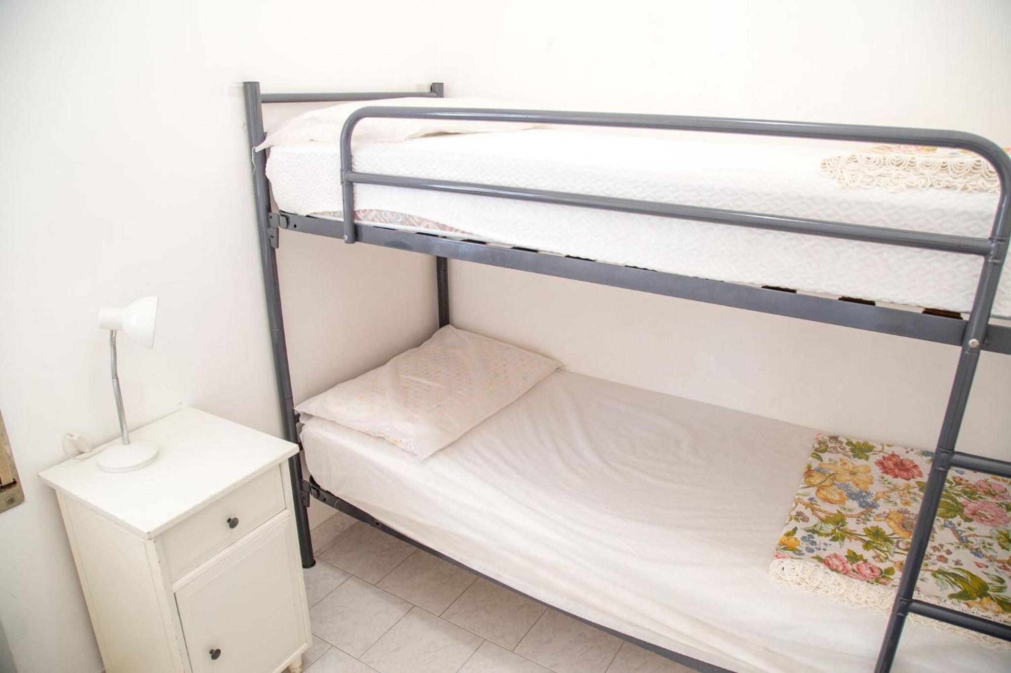 Spacious first-floor flat near the beach