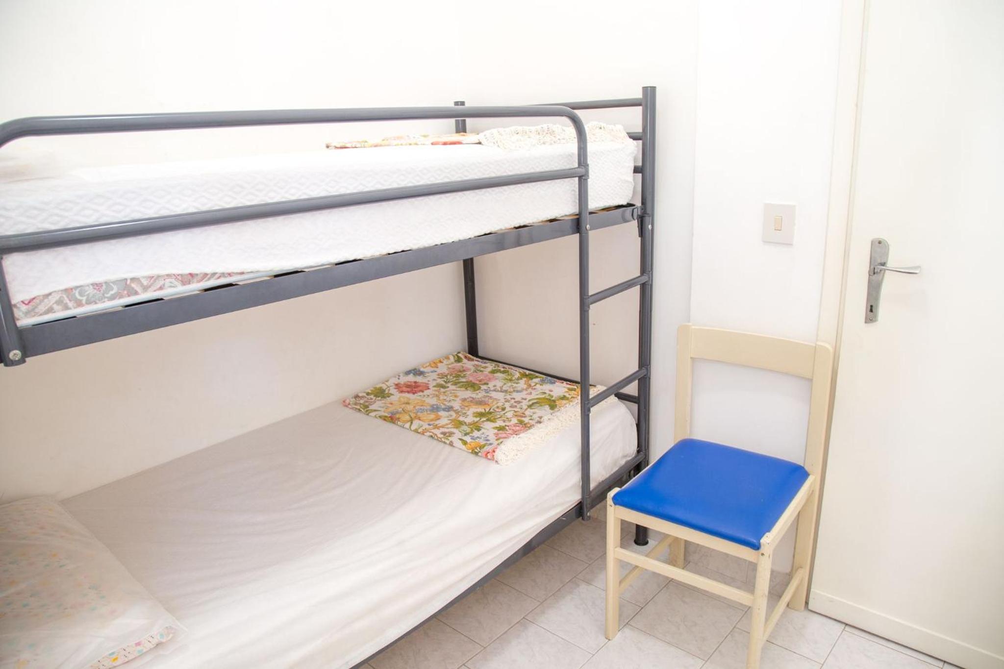Spacious first-floor flat near the beach