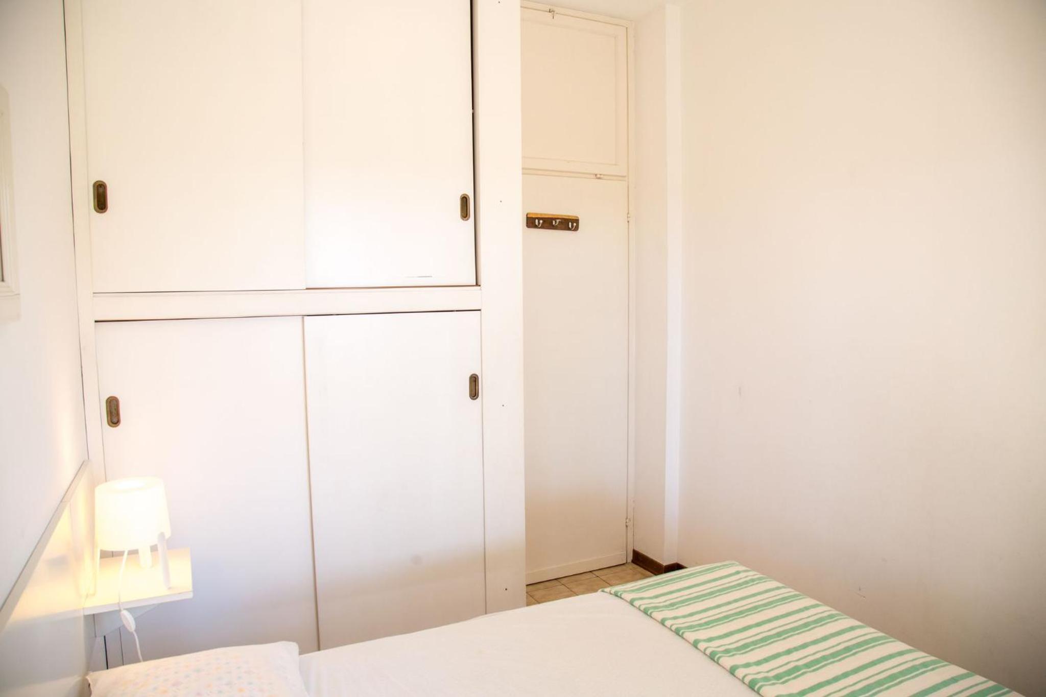 Spacious first-floor flat near the beach