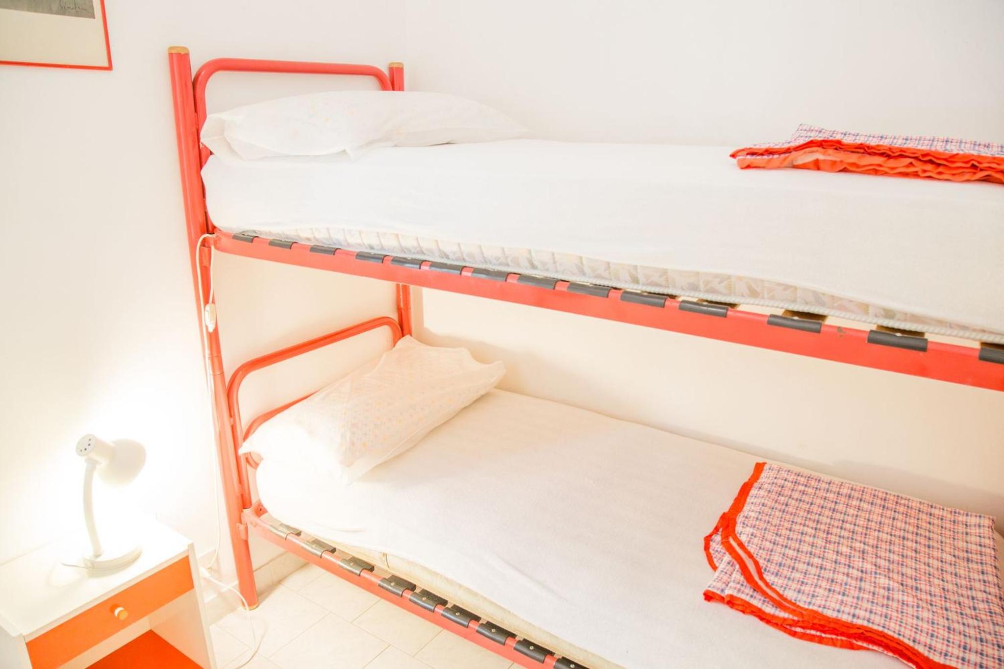 Spacious first-floor flat near the beach