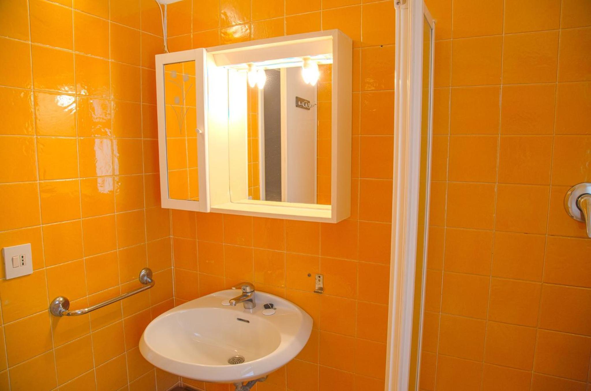 Spacious first-floor flat near the beach