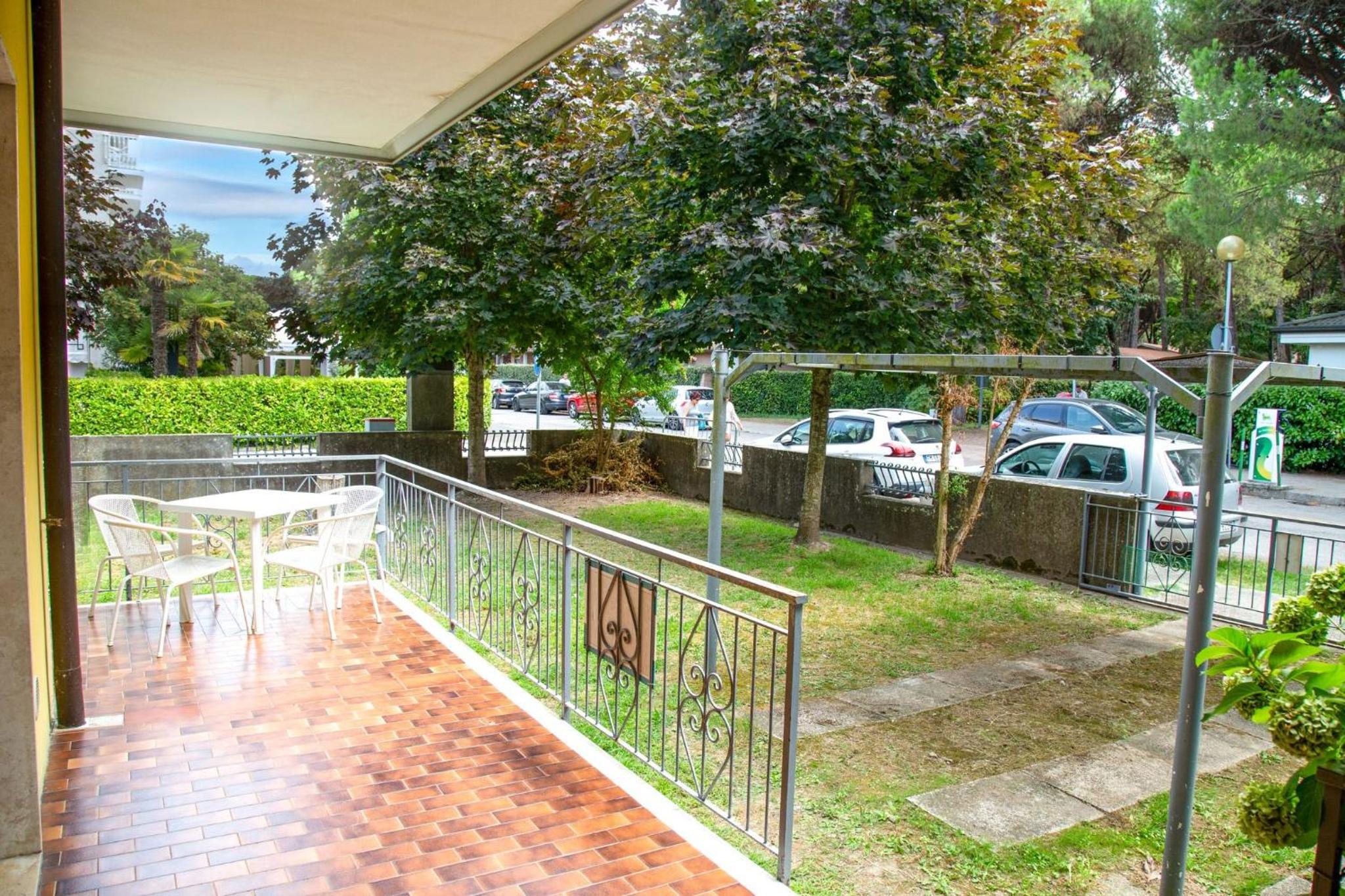 Pinewood escape with garden
