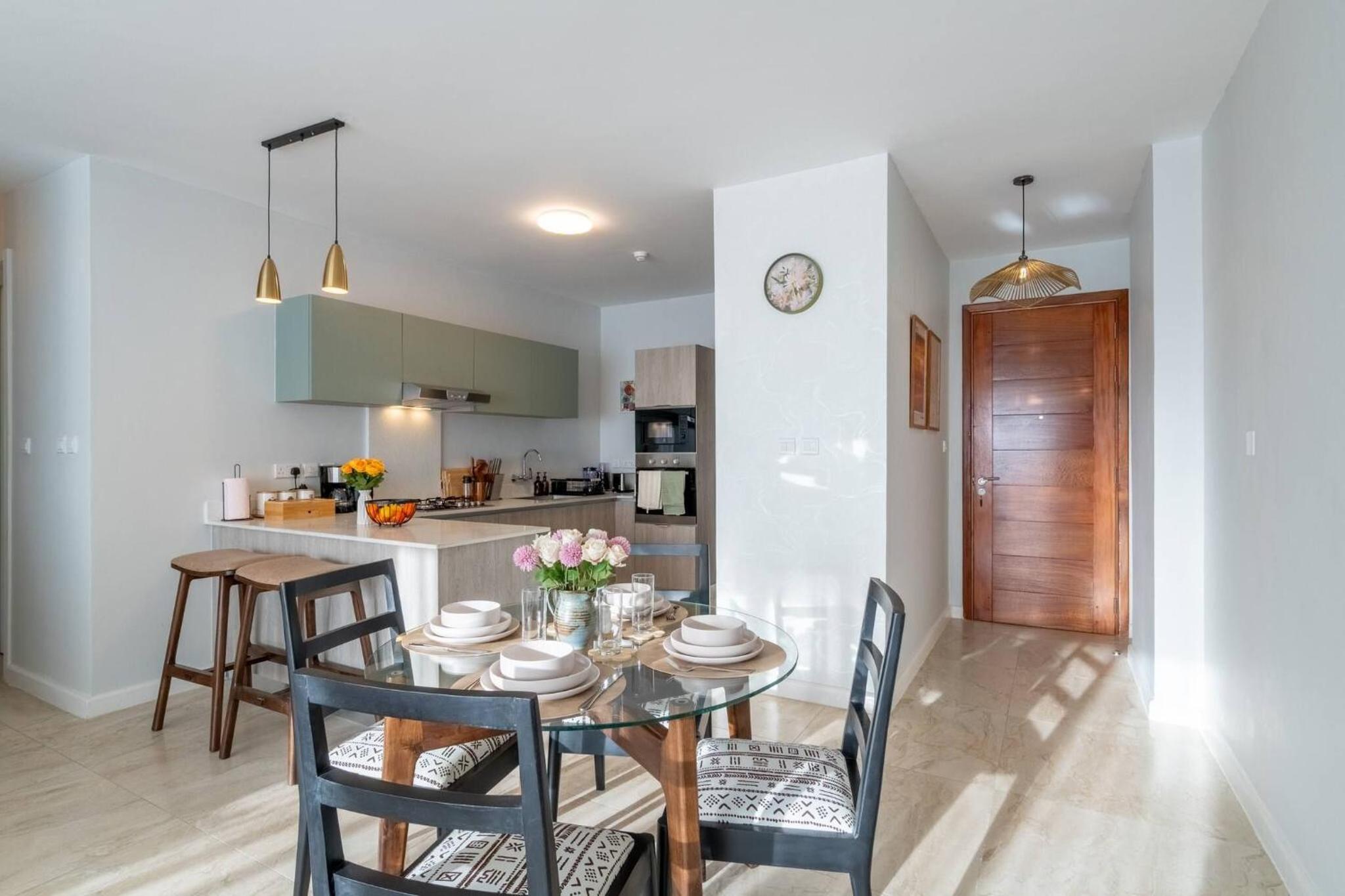 ishi Nairobi Modern Business Apartment