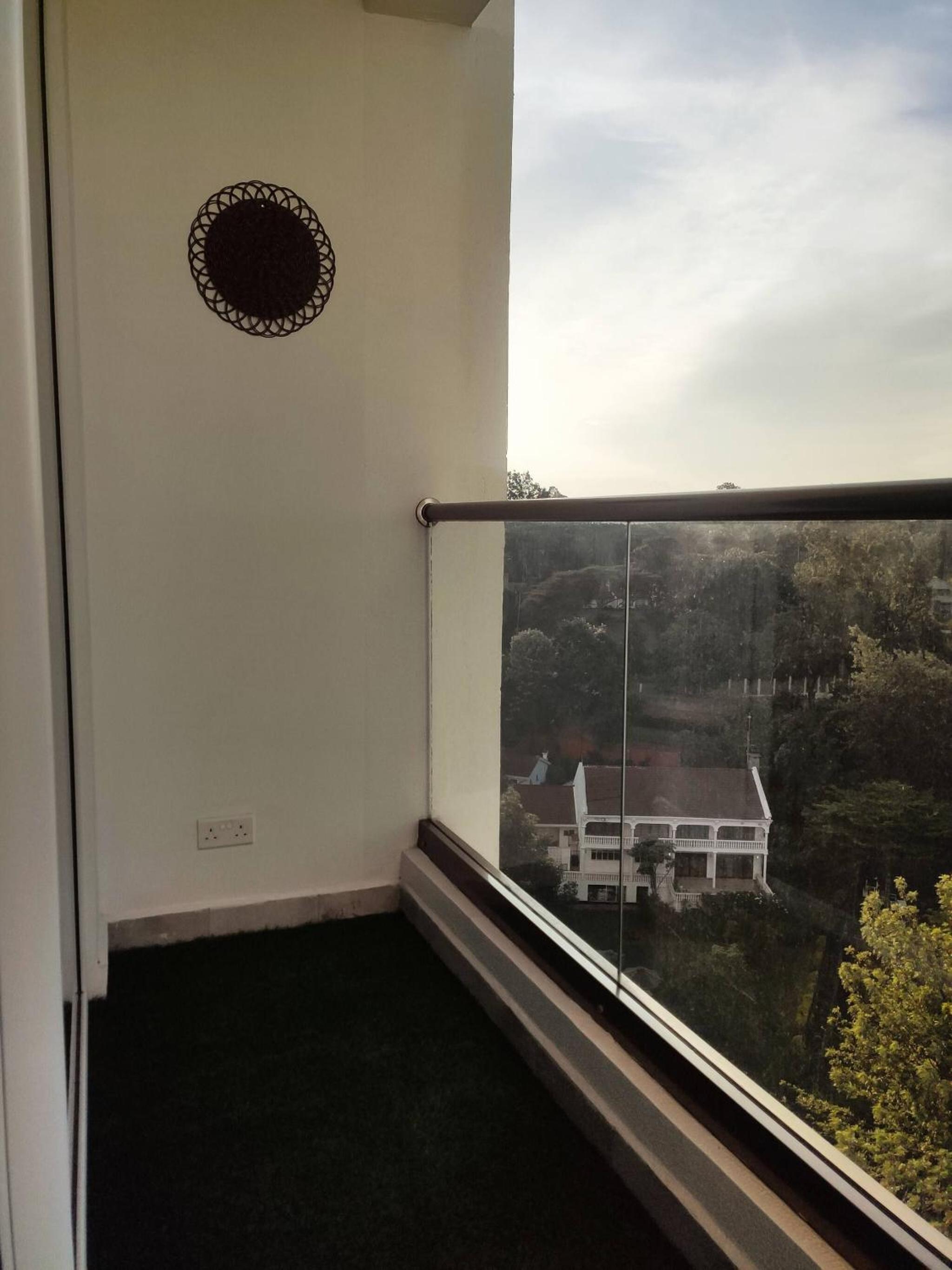 ishi Nairobi Modern Business Apartment