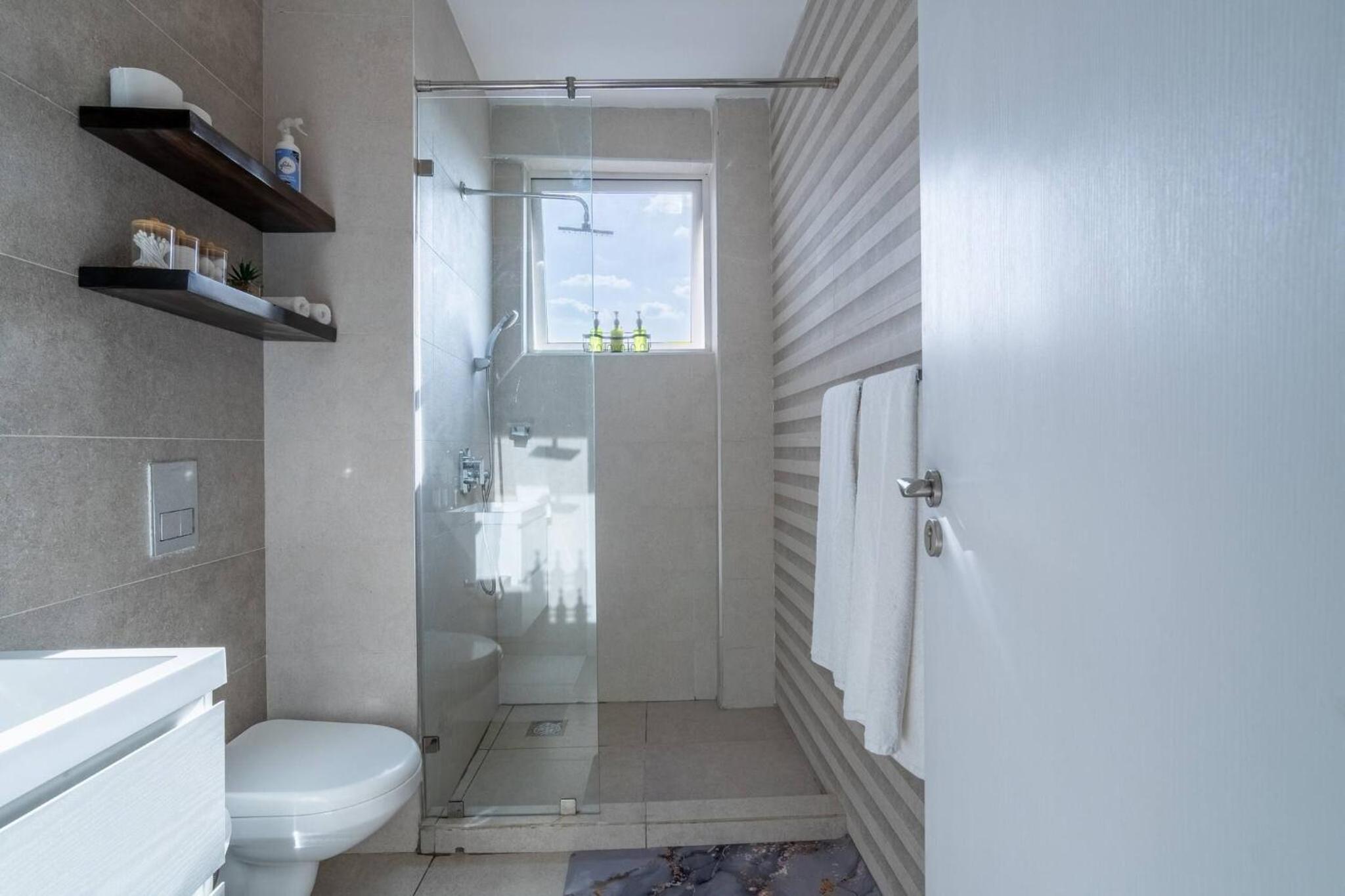 ishi Nairobi Modern Business Apartment