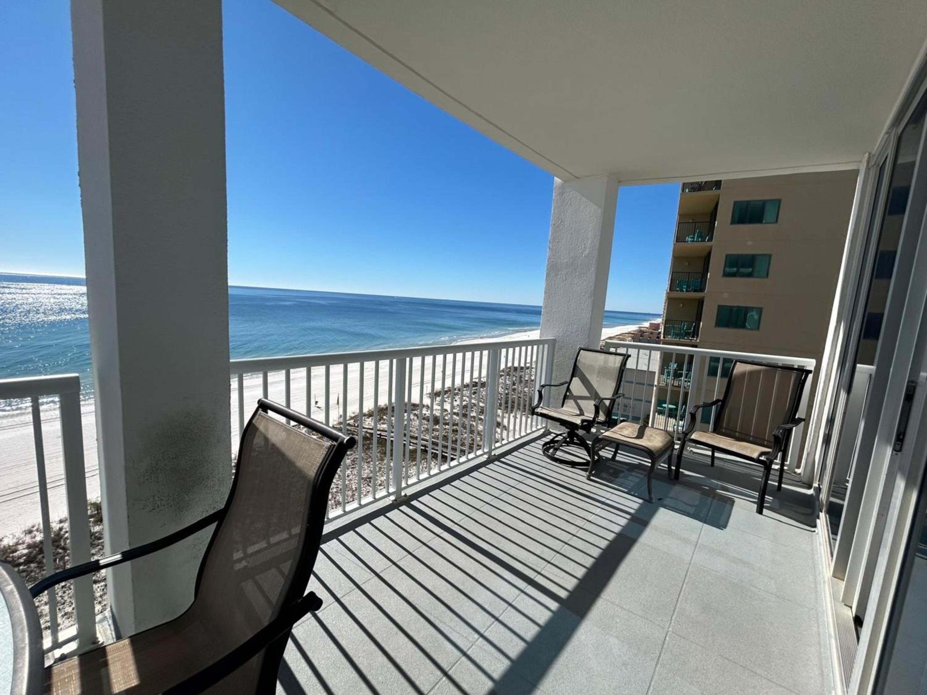 Island Tower 903