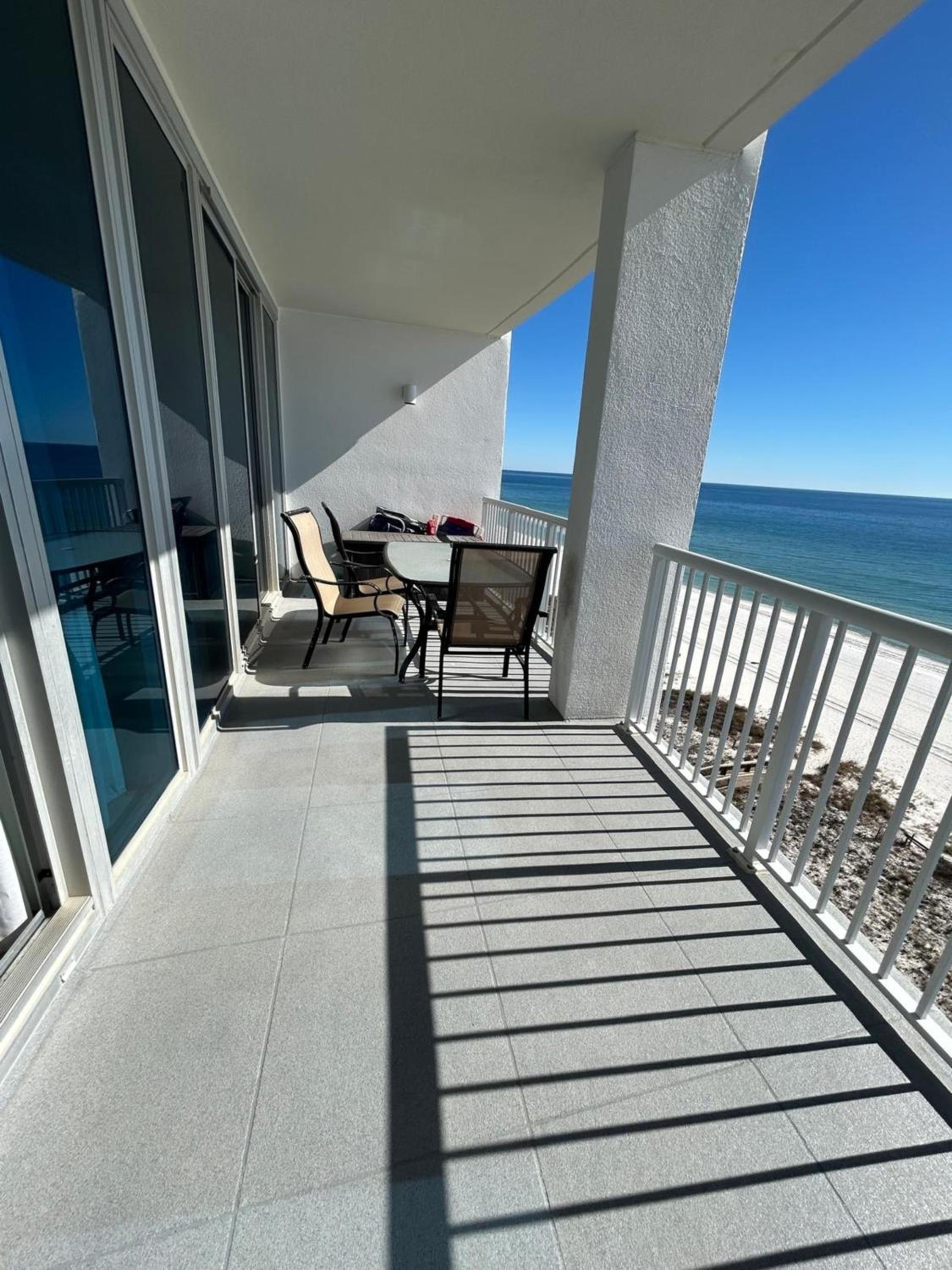 Island Tower 903