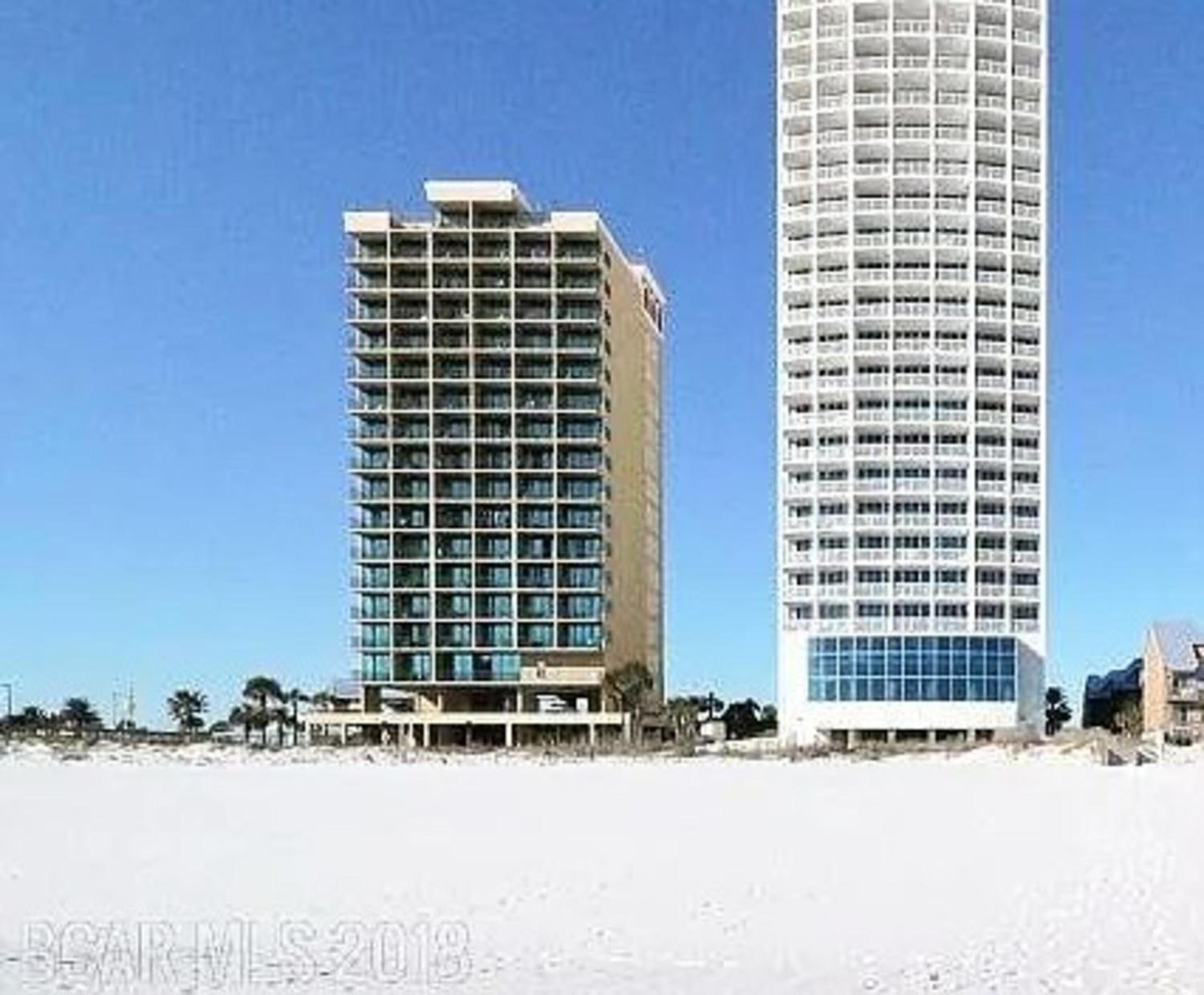 Island Tower 903