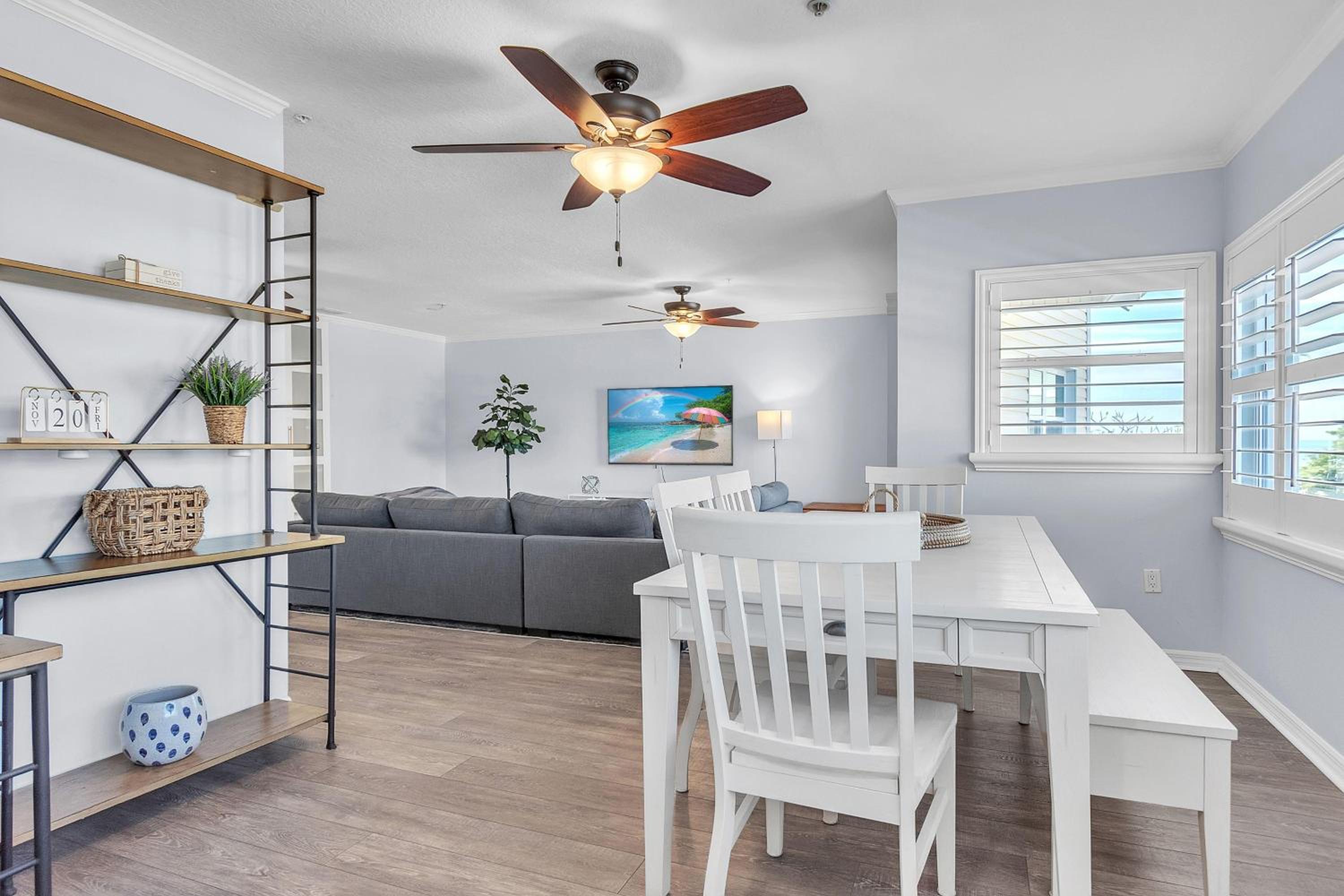 El Mar Townhome - Unit D