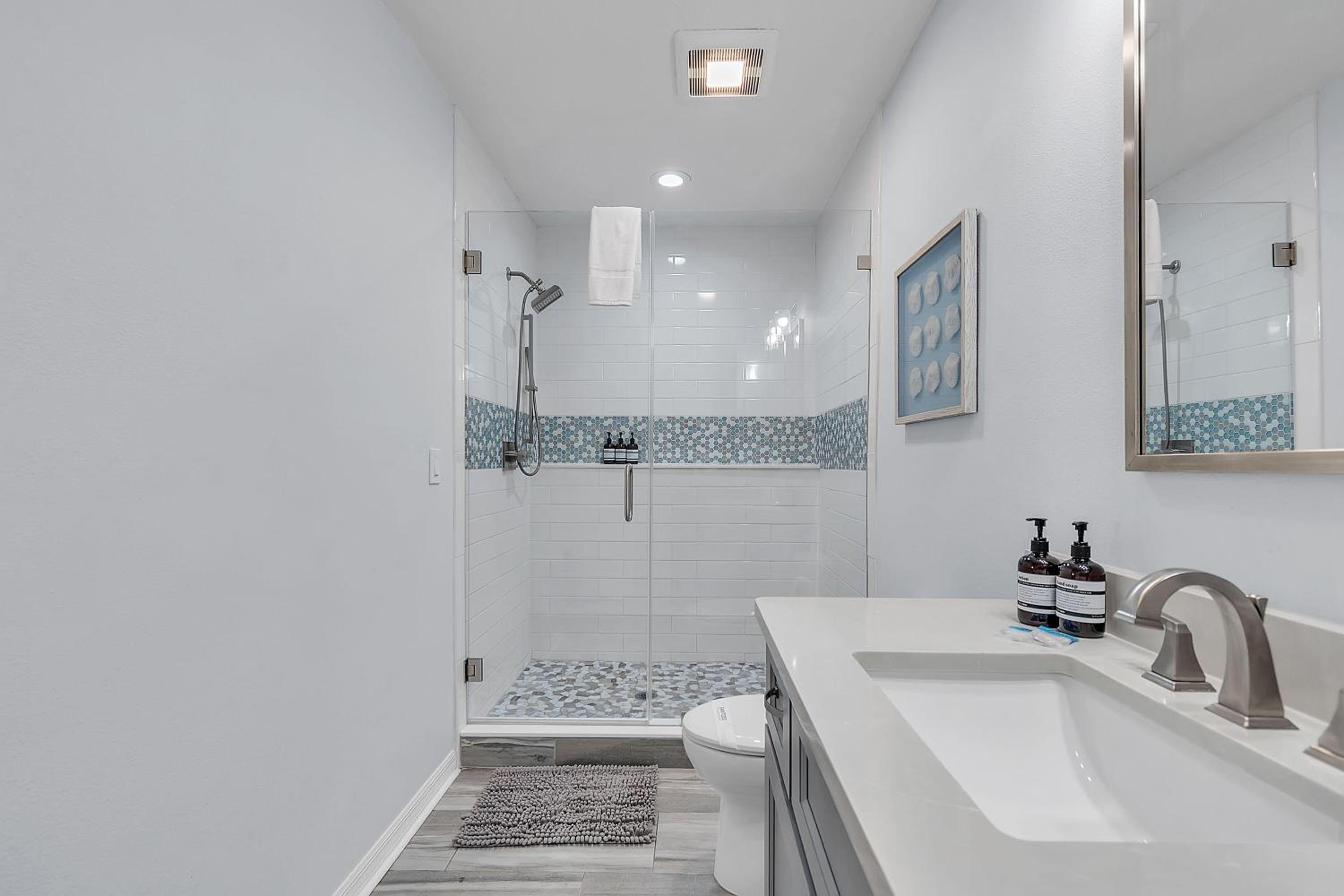 El Mar Townhome - Unit D