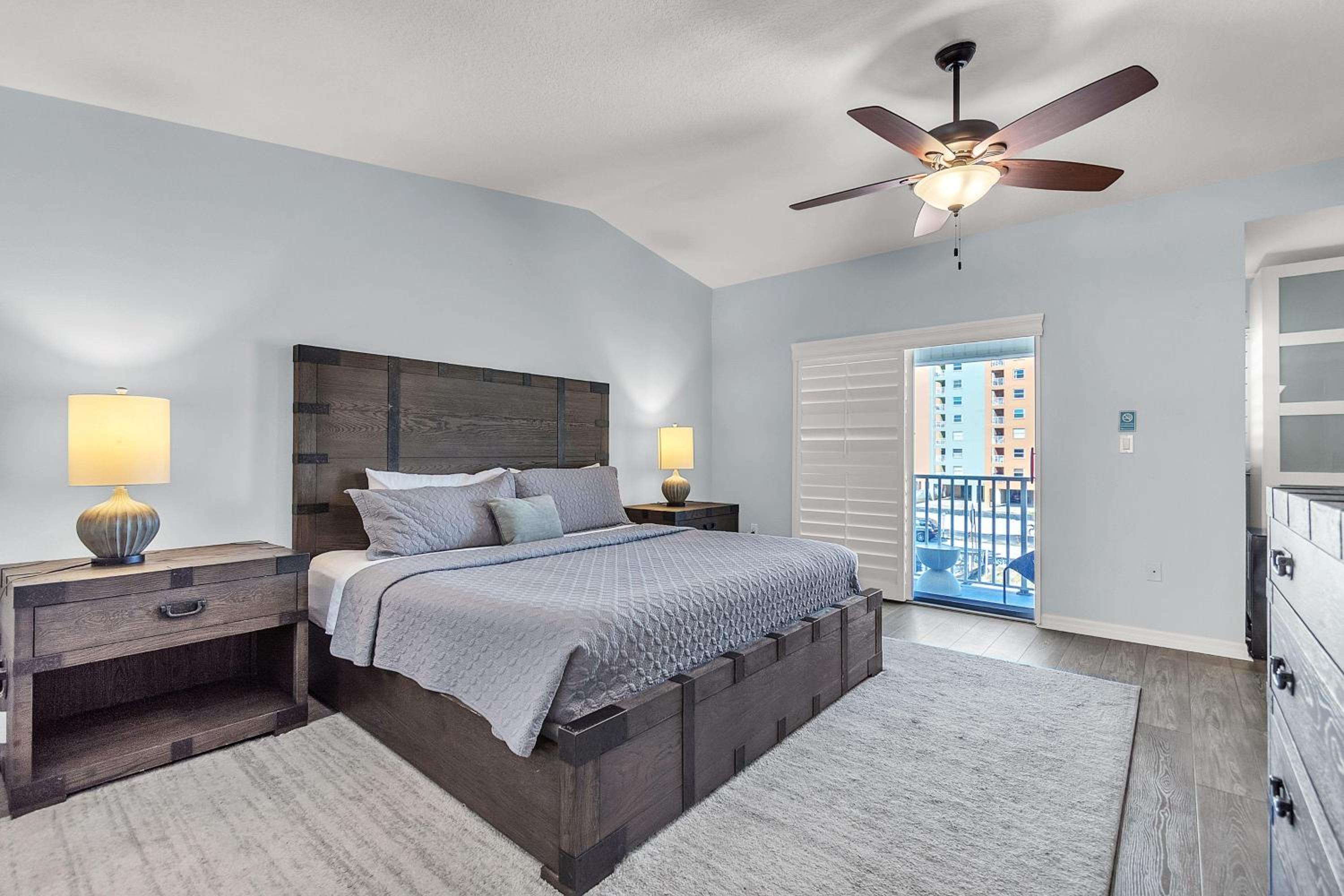 El Mar Townhome - Unit D