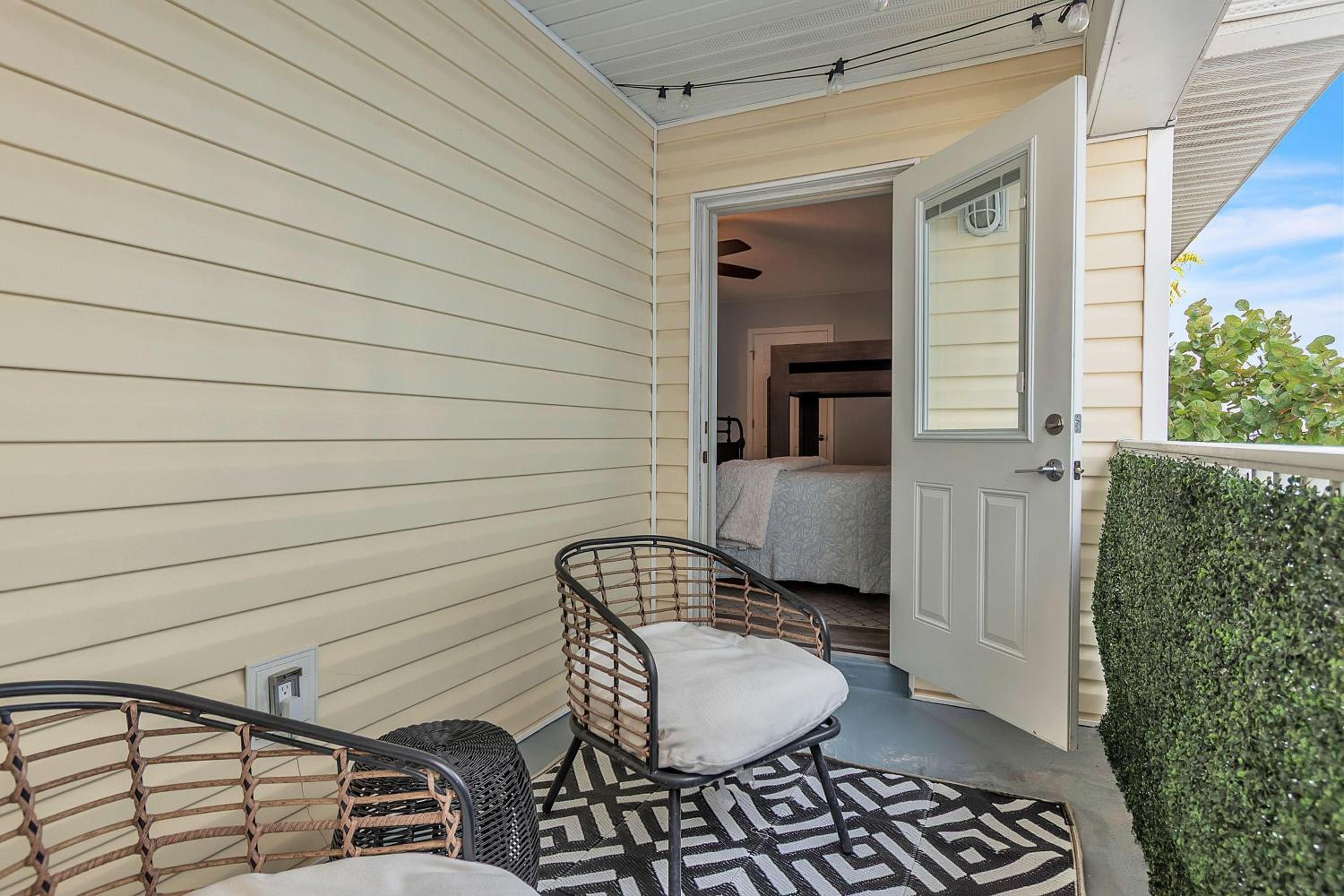 El Mar Townhome - Unit D