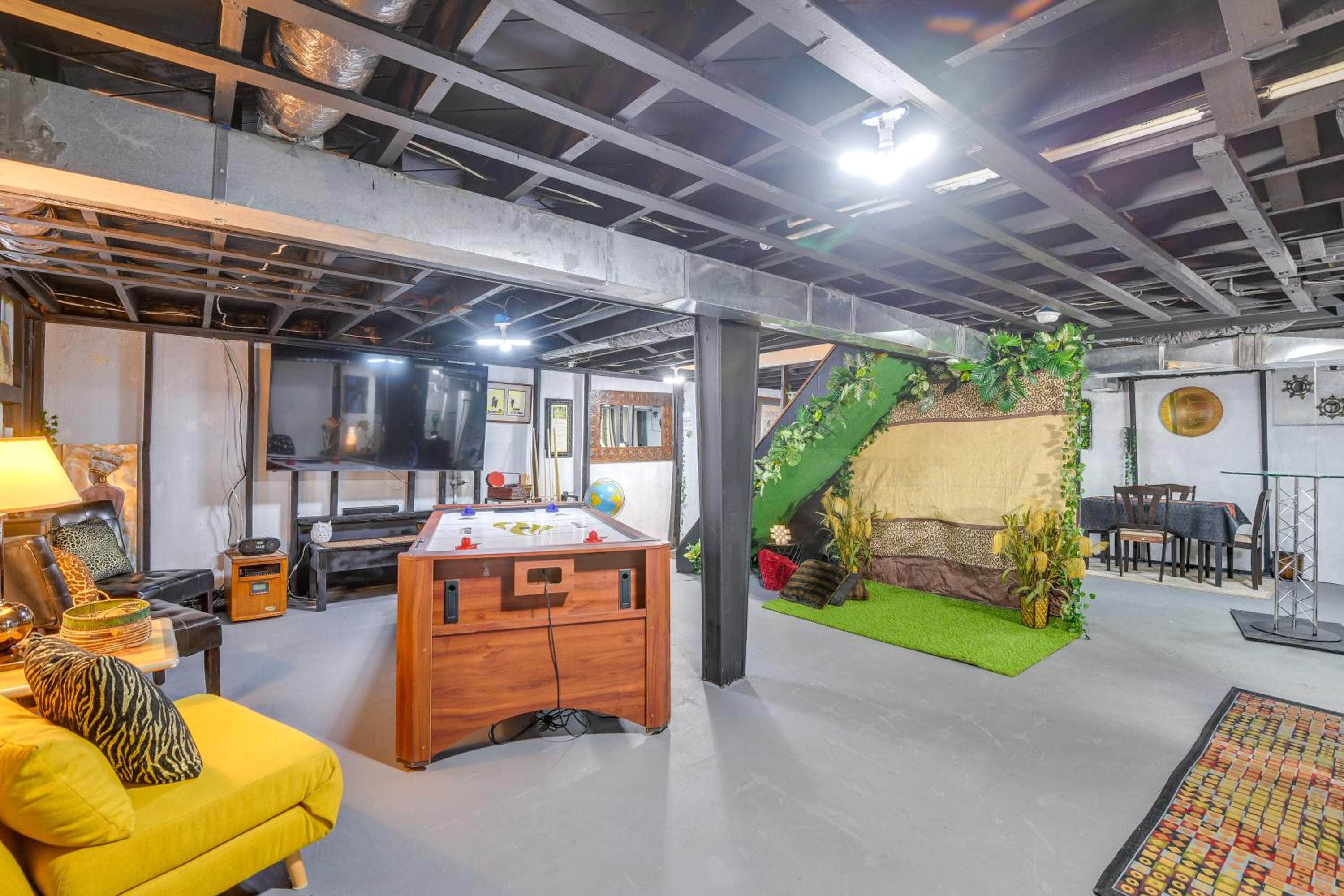Global Staycation! Scenic Pikesville Family Home
