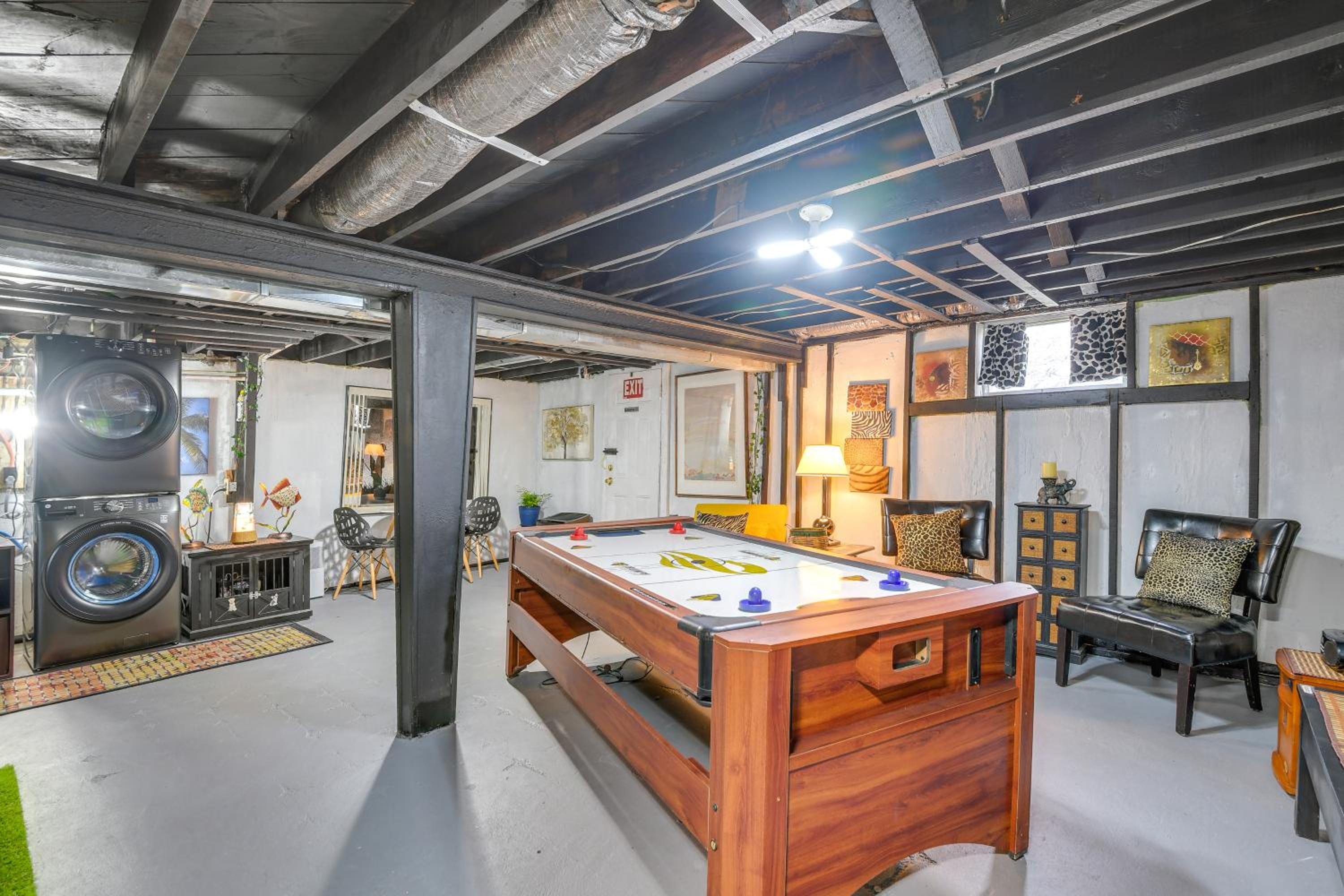 Global Staycation! Scenic Pikesville Family Home