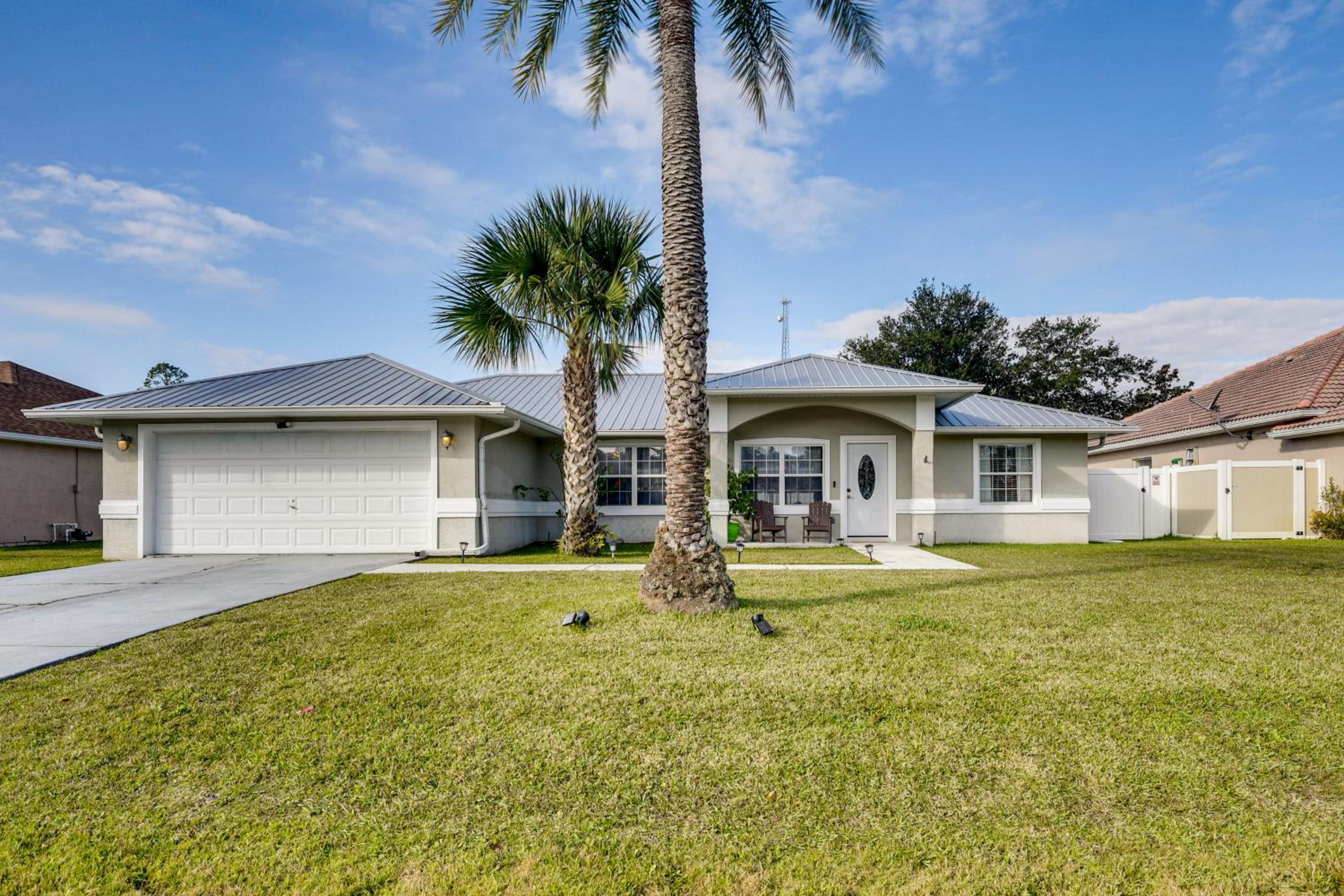 Family Escape with Fenced Yard and Pool in Palm Coast