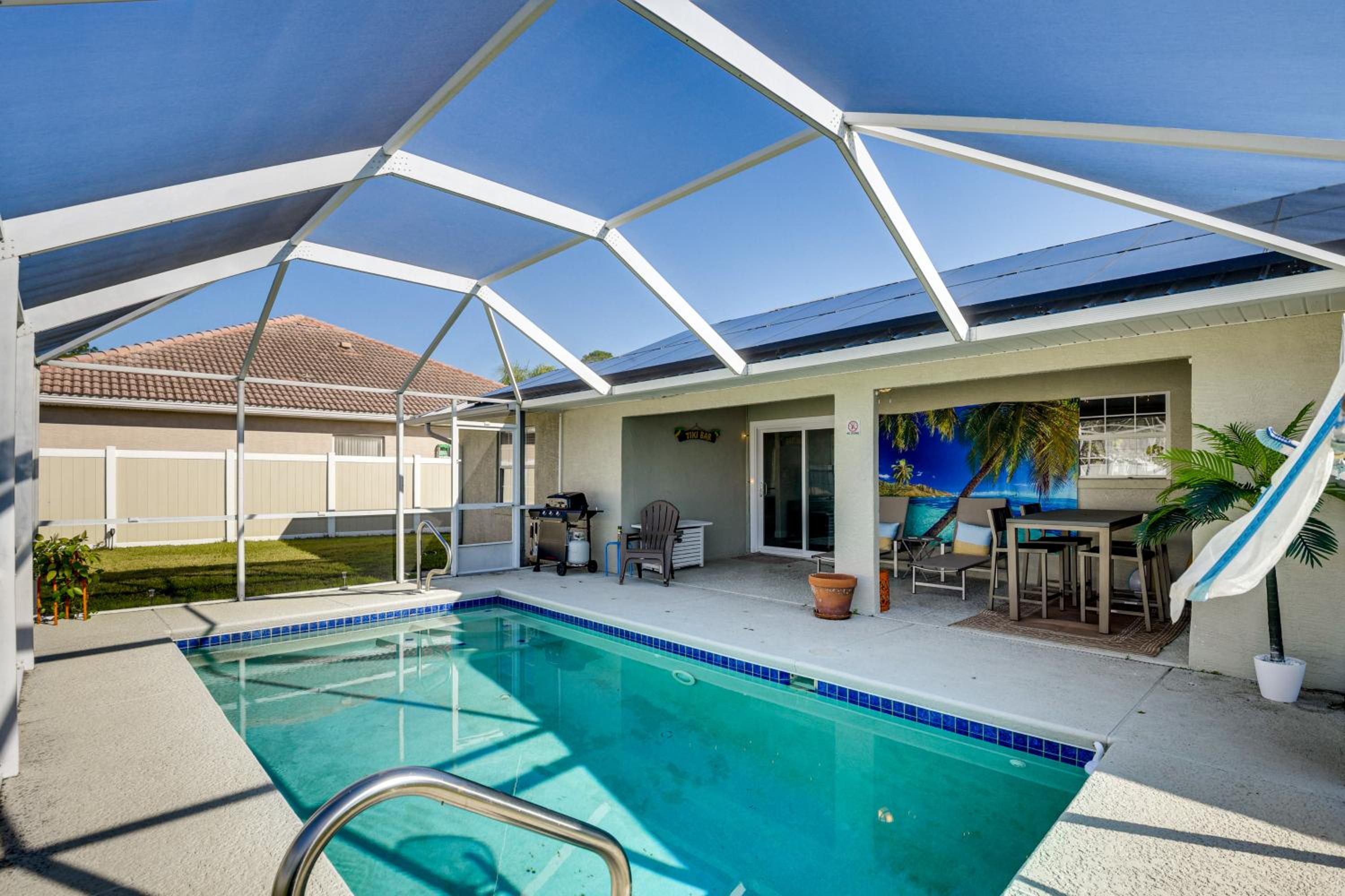 Family Escape with Fenced Yard and Pool in Palm Coast