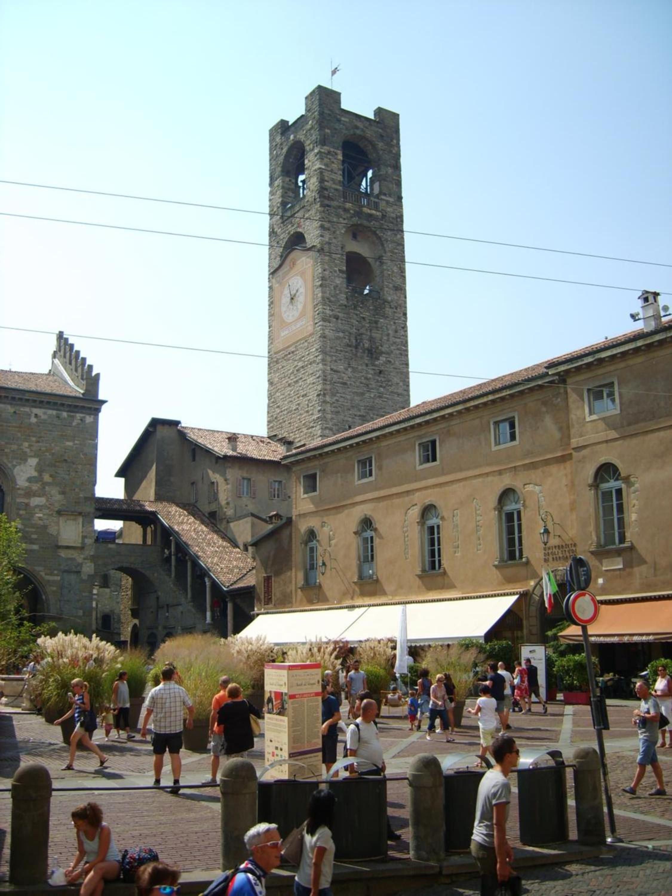 Photo 42