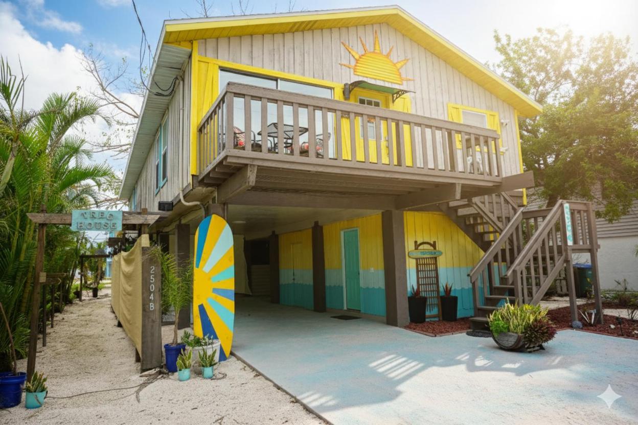 Anna Maria Island Beach Shack Pet Friendly!
