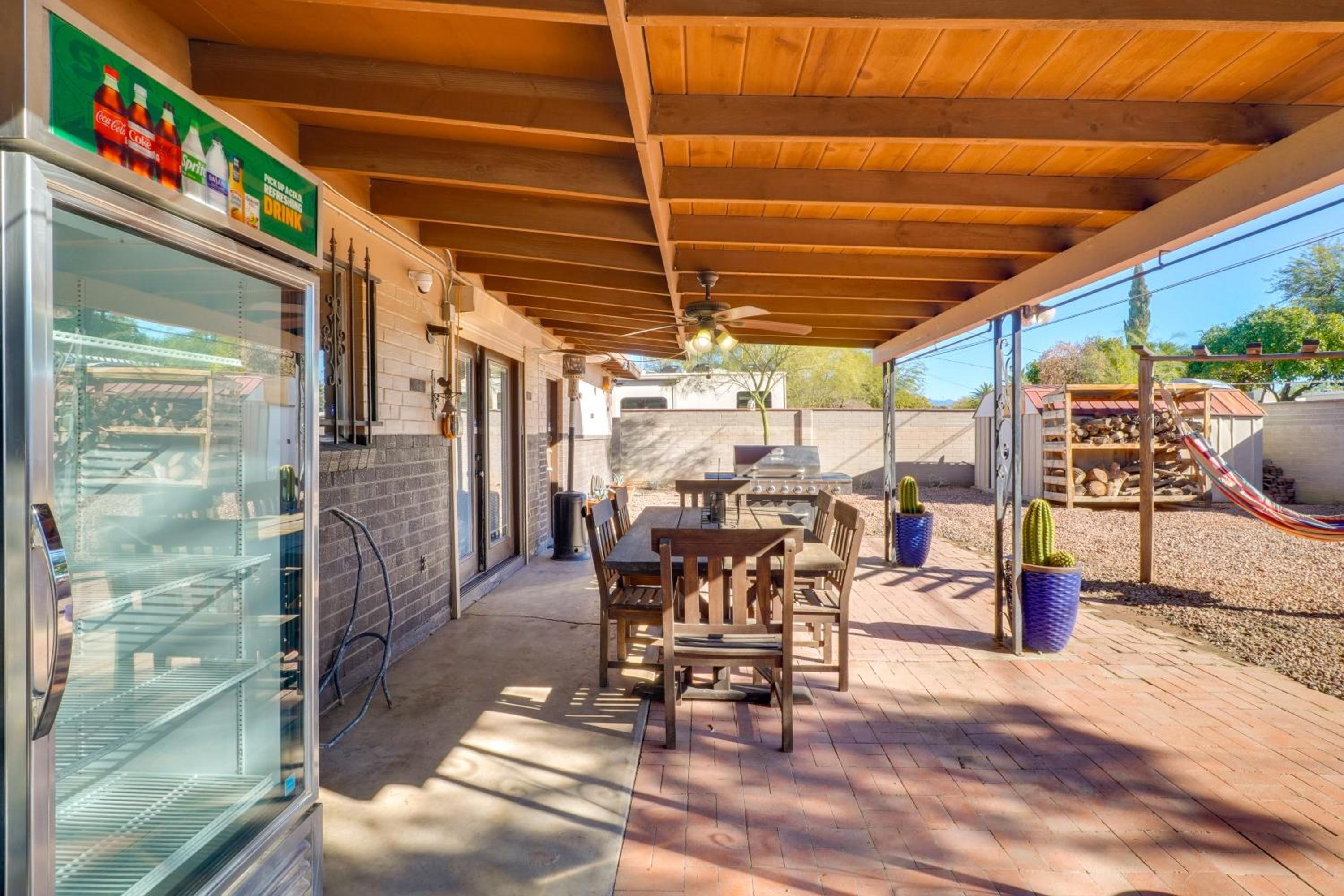 Half-Mi to Loop Access! Private Tucson Hideaway