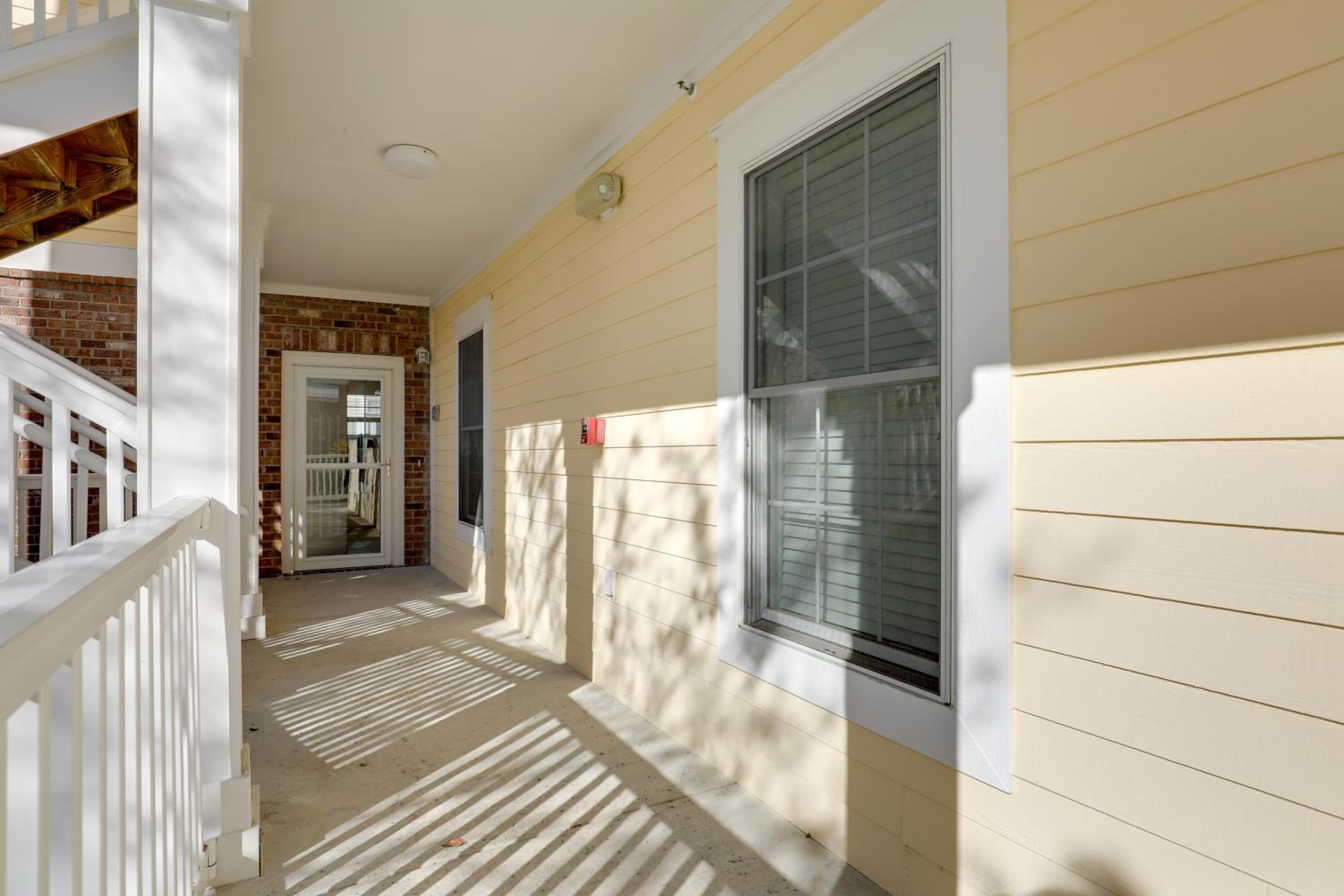 Screened Patio with Pond Views! Myrtle Beach Condo
